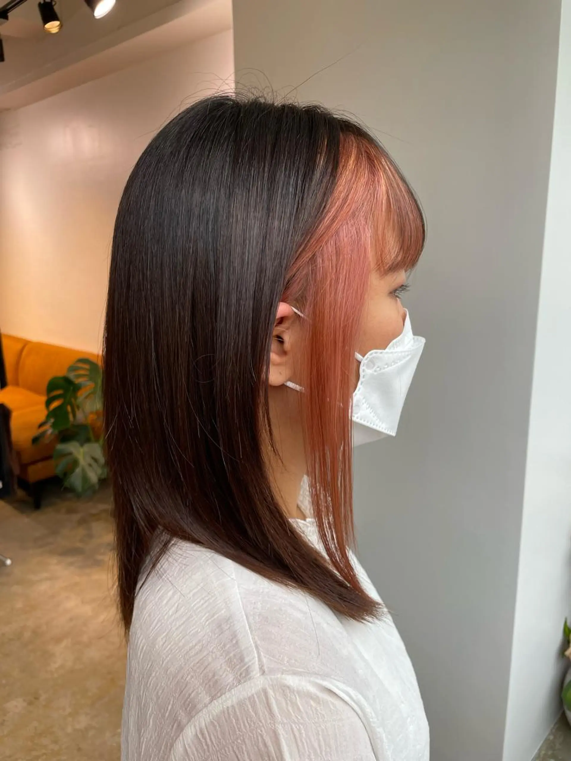 セミロング ヘアカラー 心斎橋/海外レイヤー 募集中三好玲奈のヘアスタイル