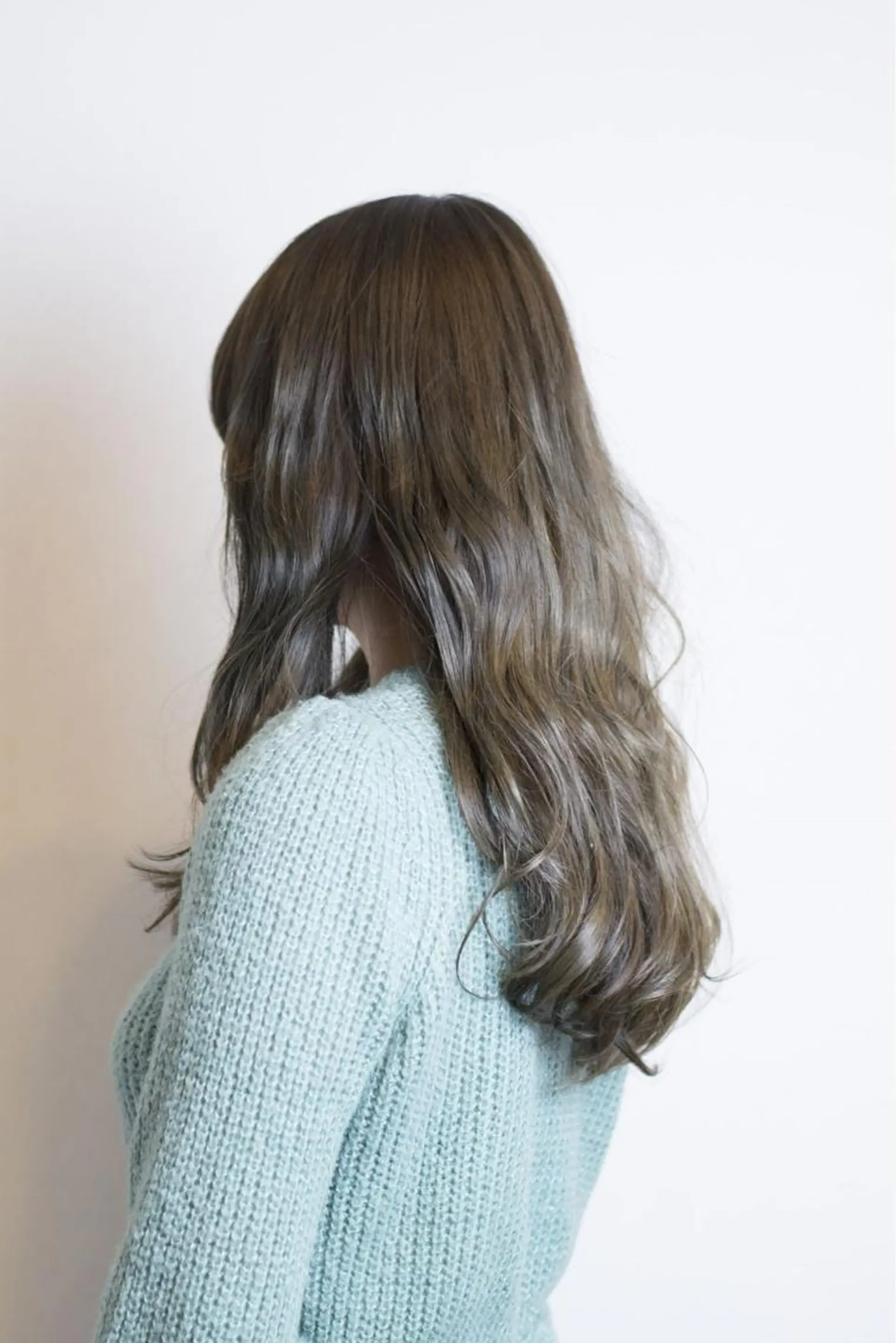 ロング 金澤 愛のヘアスタイル