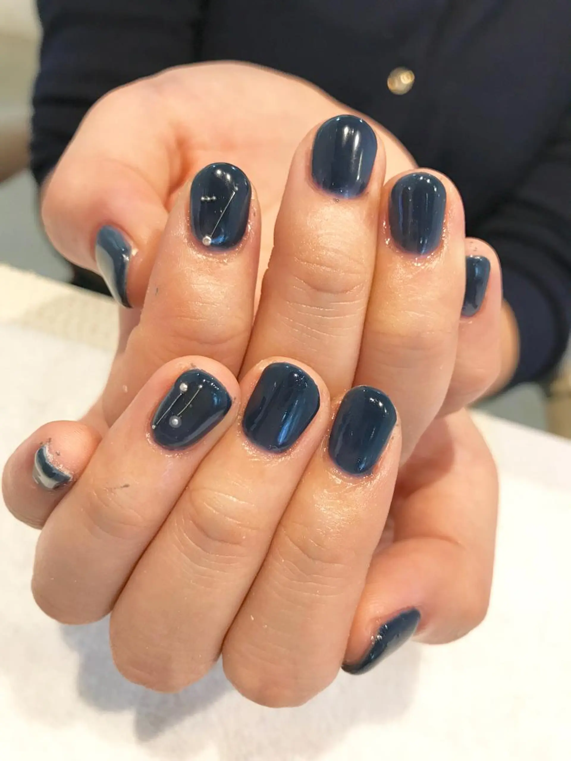 ネイル ネイビー NARUMI HYODOのネイルデザイン