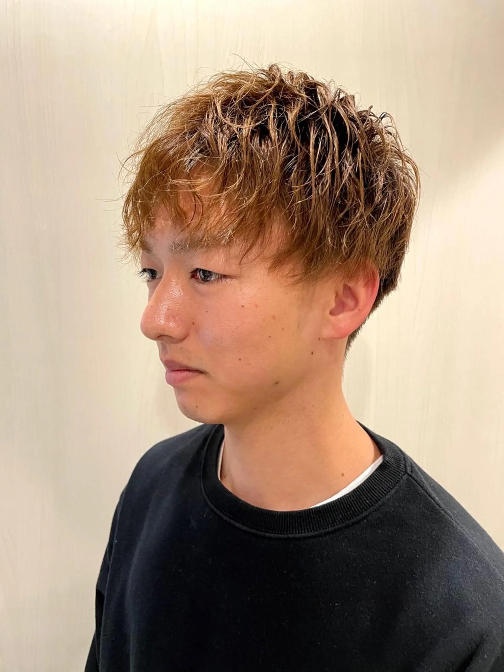 ミディアム メンズ ミディアムパーマ マッシュ メンズパーマ 無料メンズカット💈 遠山泰輝のヘアスタイル