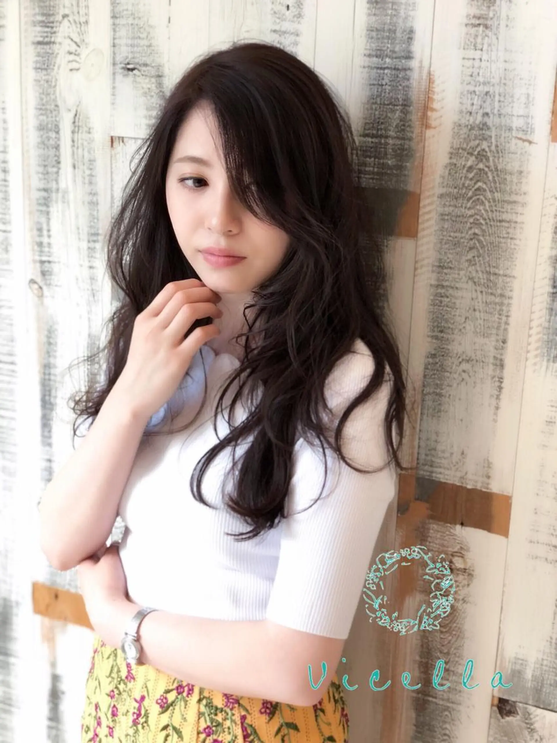 ロング カラー パーマ ロングレイヤー レイヤーカット ロング カット ヘアカラー トリートメント 柴田泰秀sotti. 髪質改善/ブリーチのヘアスタイル