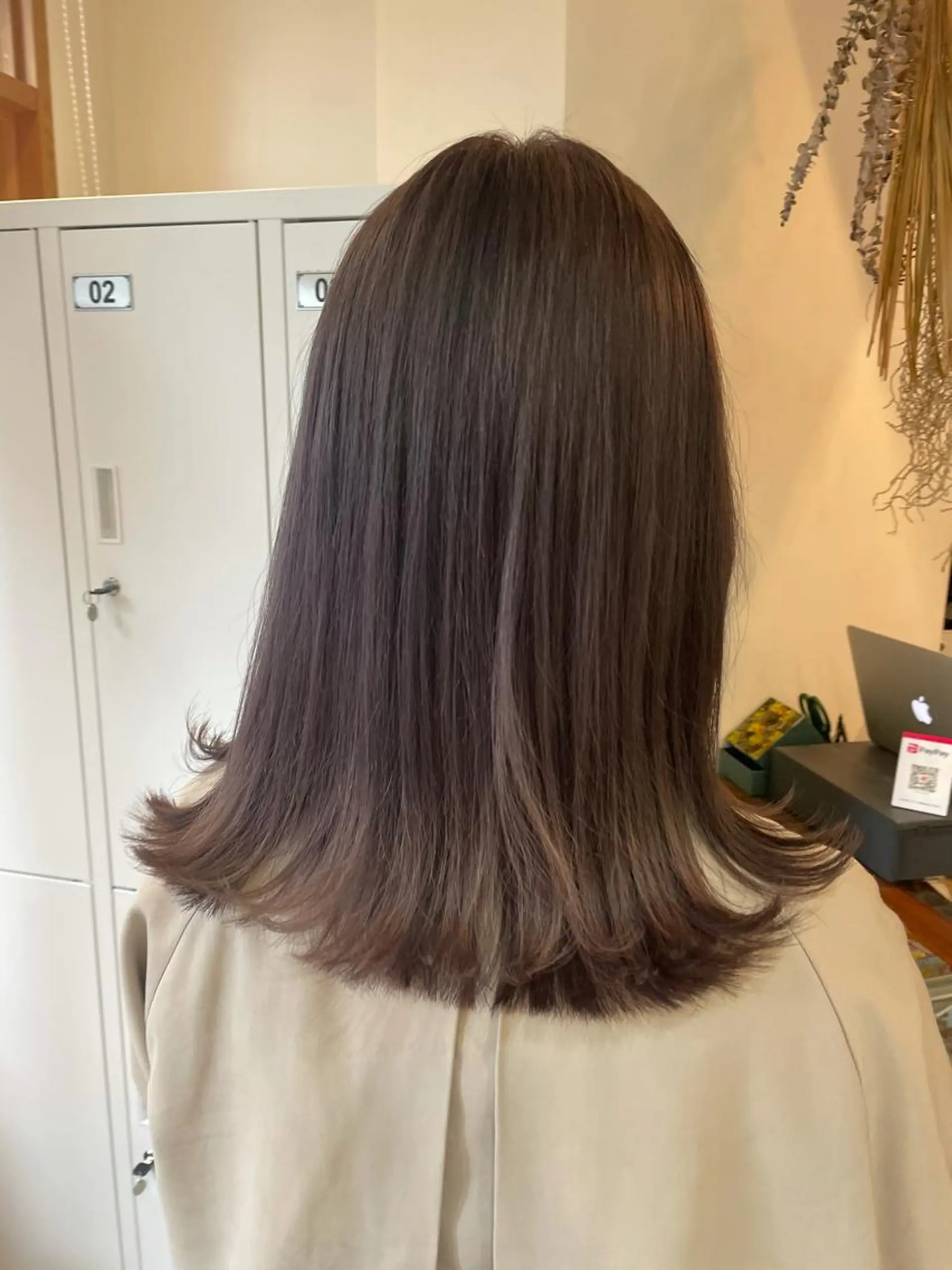 ミディアム カラー ブリーチ グレージュ ヘアカラー トリートメント 中目黒🌼 🌼ハナのヘアスタイル