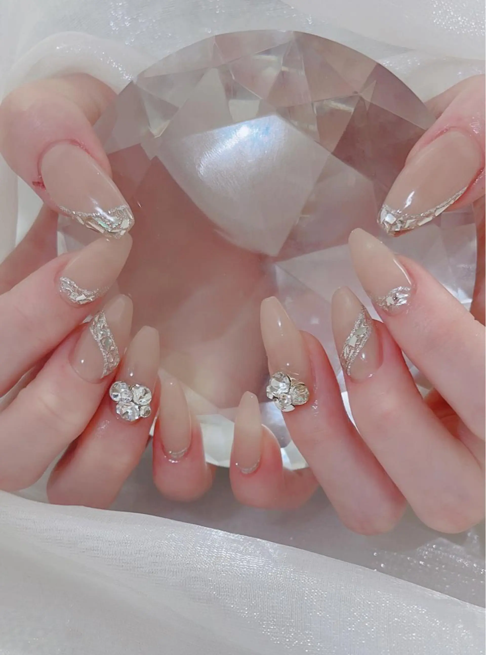 ネイル ハンドネイル Queens ciciのネイルデザイン