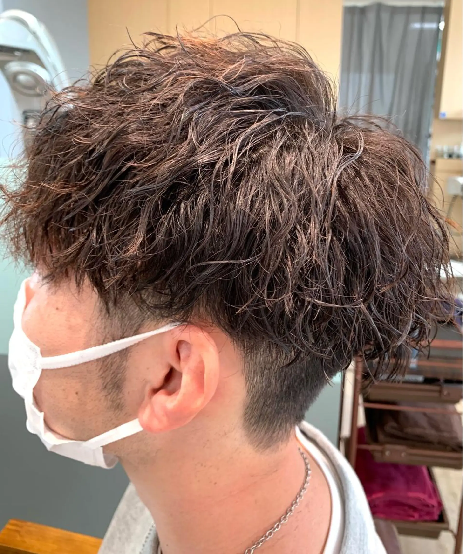 ミディアム パーマ メンズ カット パーマ メンズスタイル 櫻井康太のヘアスタイル