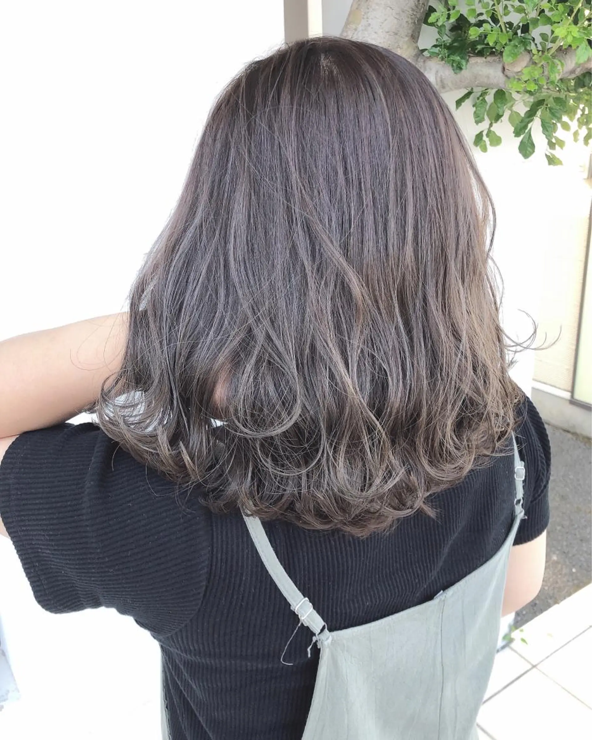 ミディアム カット ヘアカラー トリートメント 具志 正太のヘアスタイル