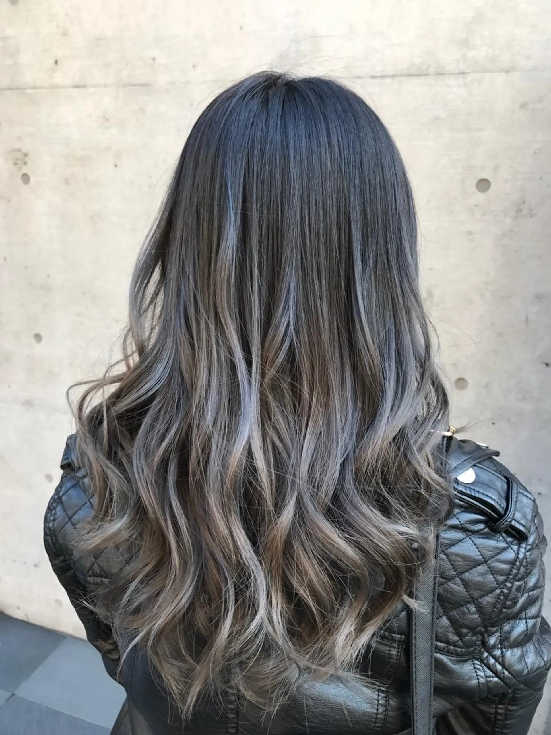 ミディアム セミロング ロング カラー グラデーションカラー 外国人風カラー ミニモお気に入り数 No.1宍戸雄弥のヘアスタイル