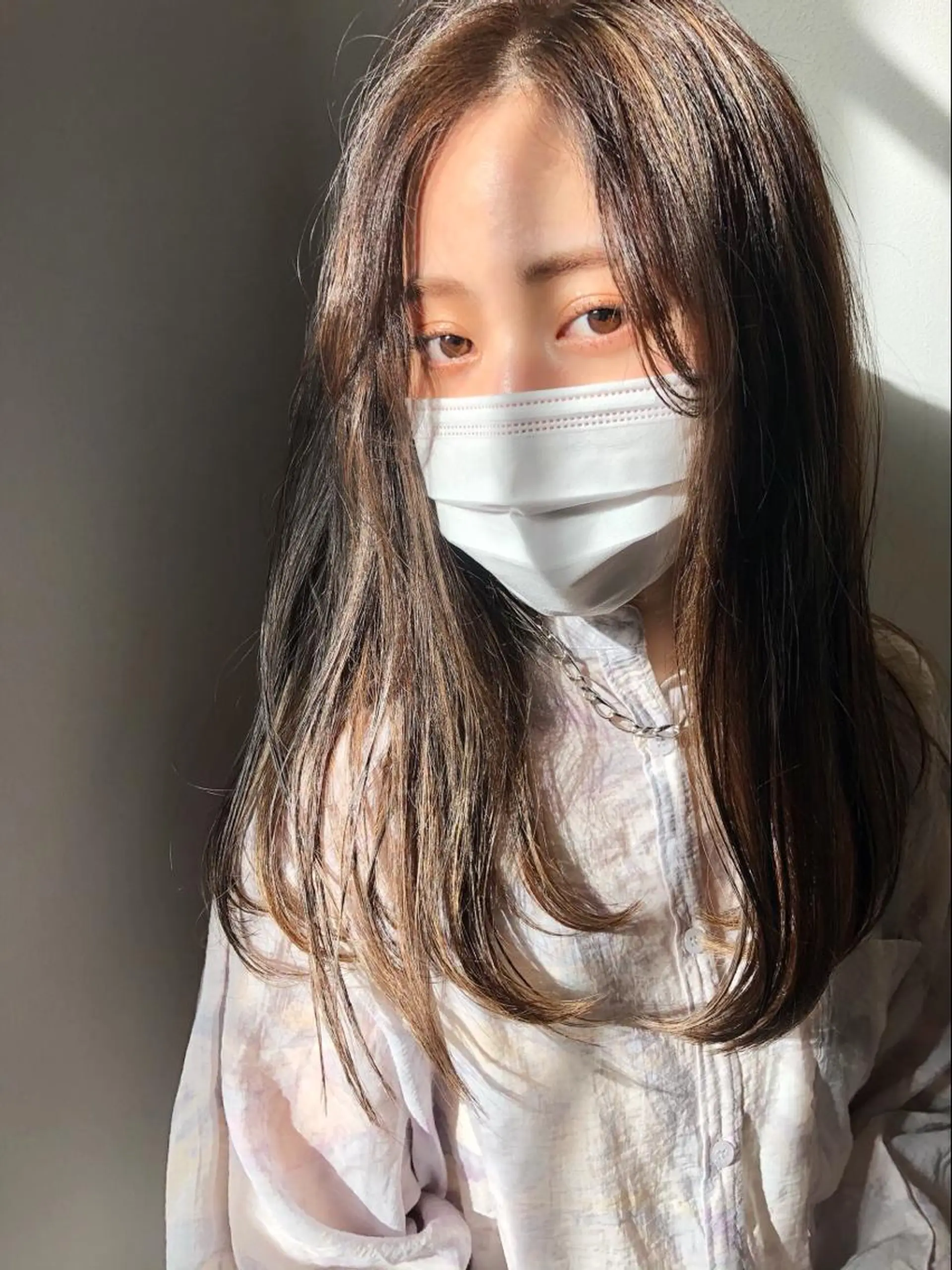 セミロング カラー 透明感カラー ハイライトカラー ハイライト カット ヘアカラー トリートメント wカラー 指名No1かけるのヘアスタイル