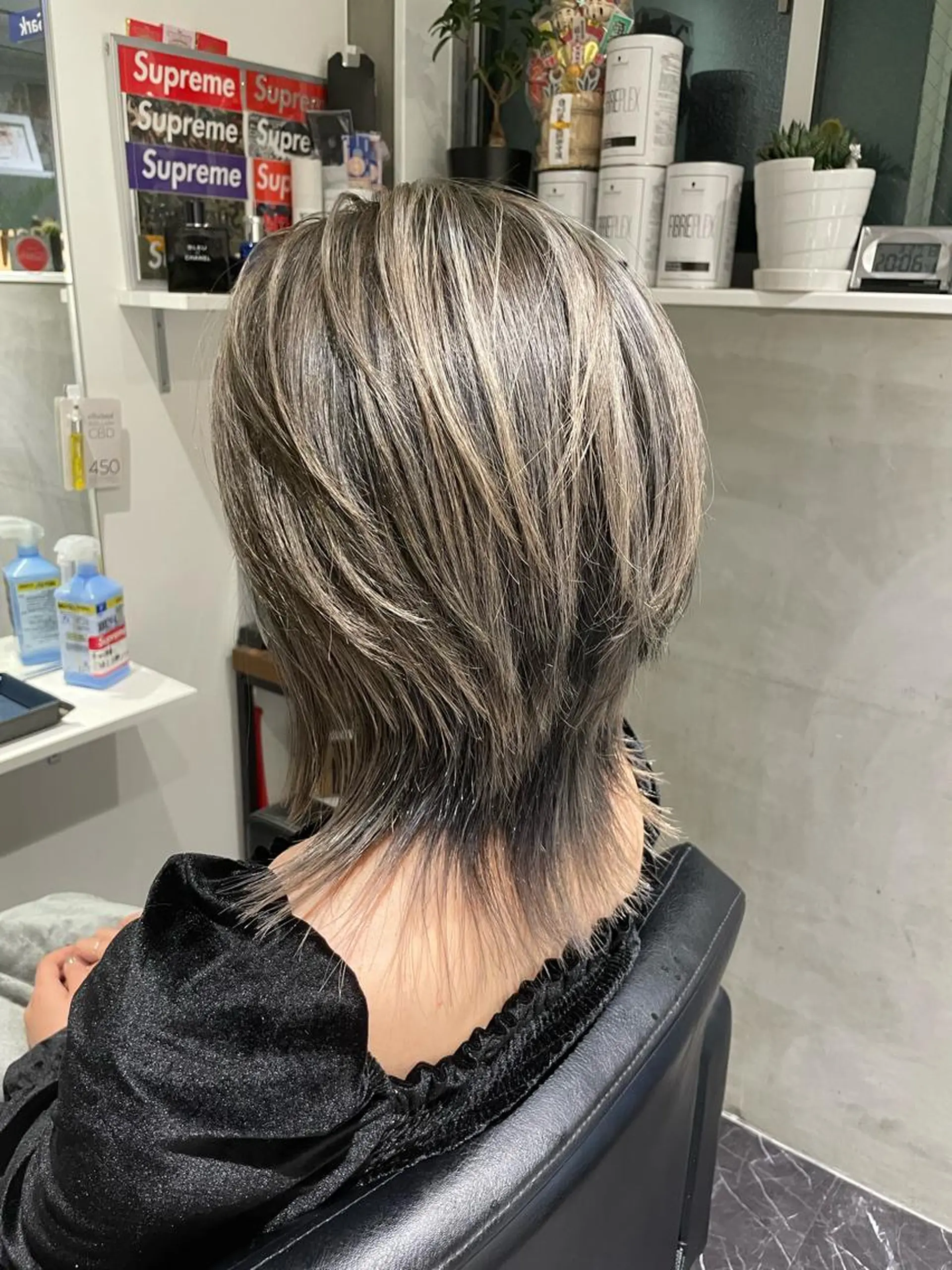 ミディアム レイヤーカット ウルフカット 🔹TOMO🔹 圧倒的経験値🔹のヘアスタイル