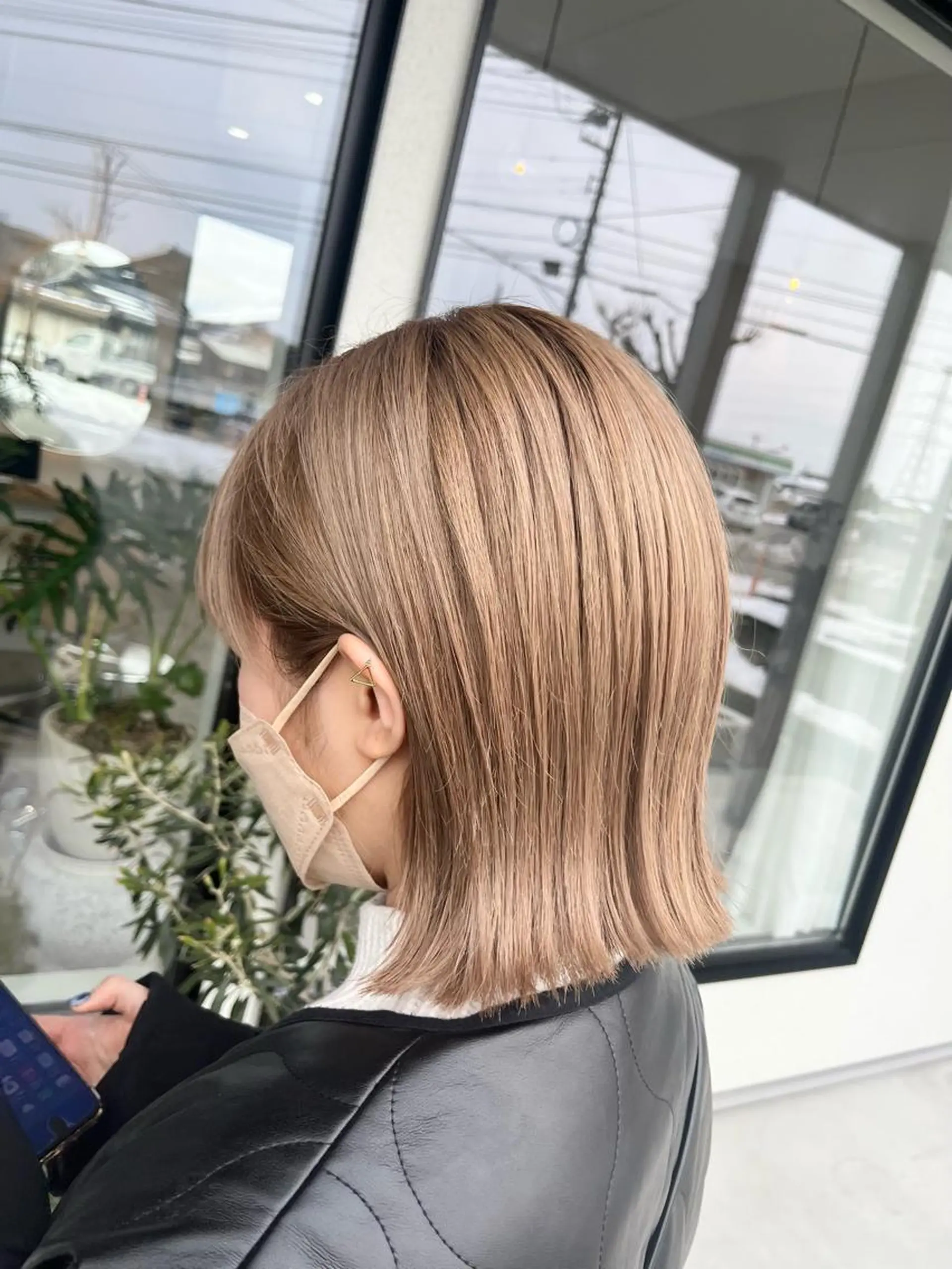 ミディアム ヘアカラー 加藤 明香里のヘアスタイル