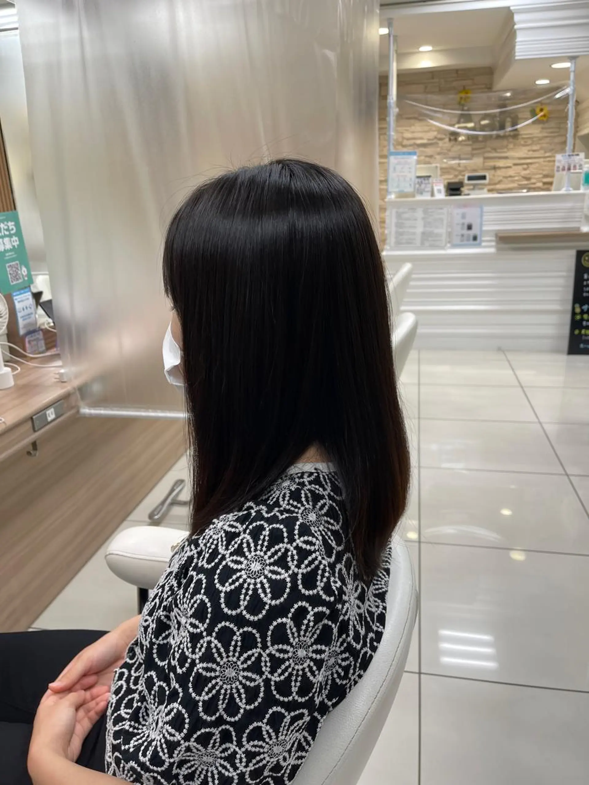 ロング 縮毛矯正 藤原 亜美🤍のヘアスタイル