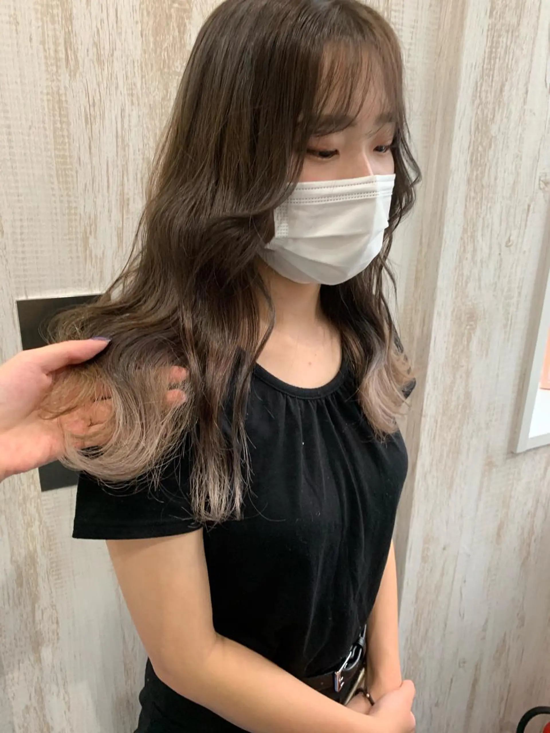 カラー white.梅田 デザインカラー🦄のヘアスタイル