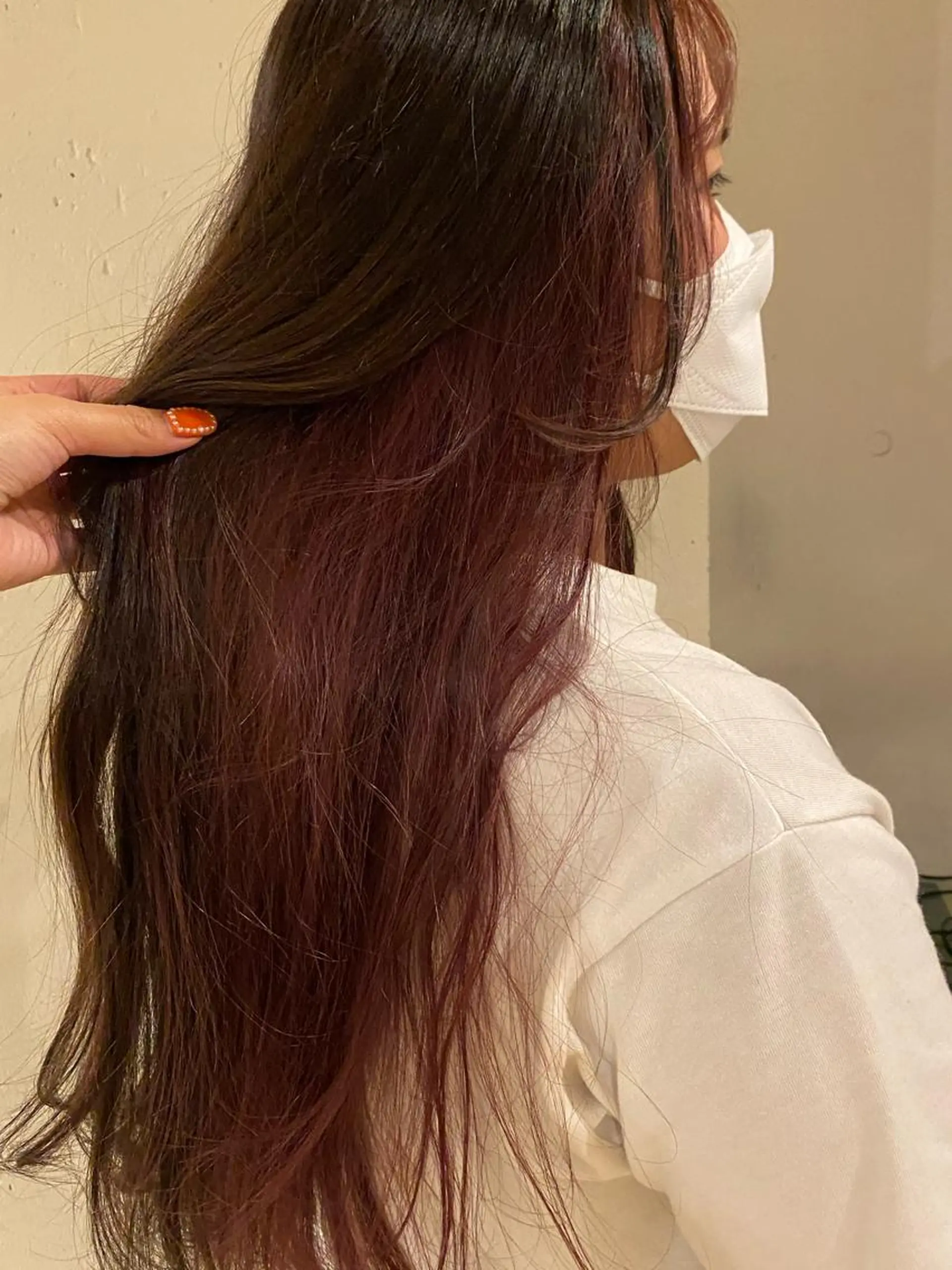 ロング カラー ヘアアレンジ インナーカラー ピンクカラー 安澤 彩奈のヘアスタイル