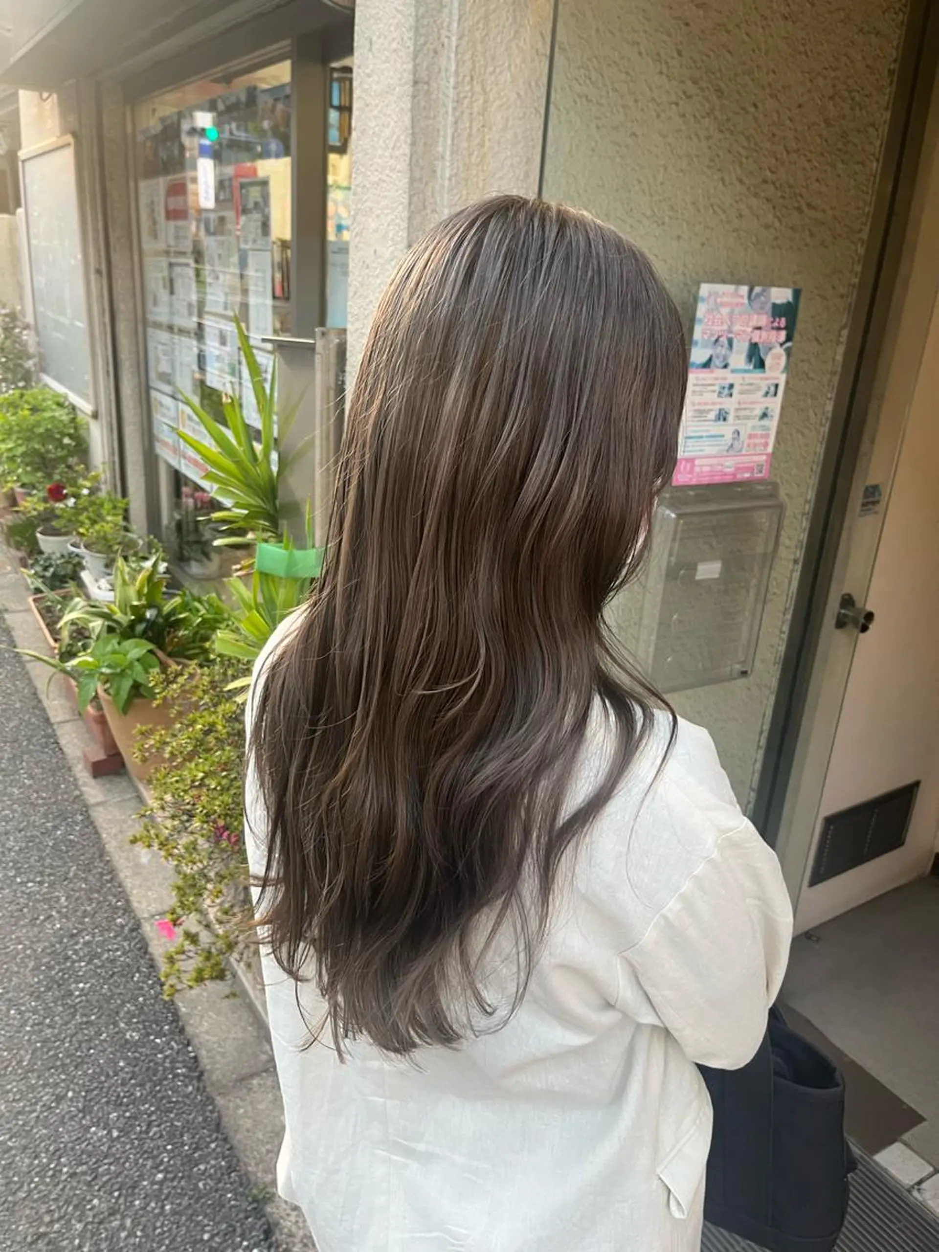 ロング カラー 艶髪/ハイトーン/ ヘアセット/モエノのヘアスタイル