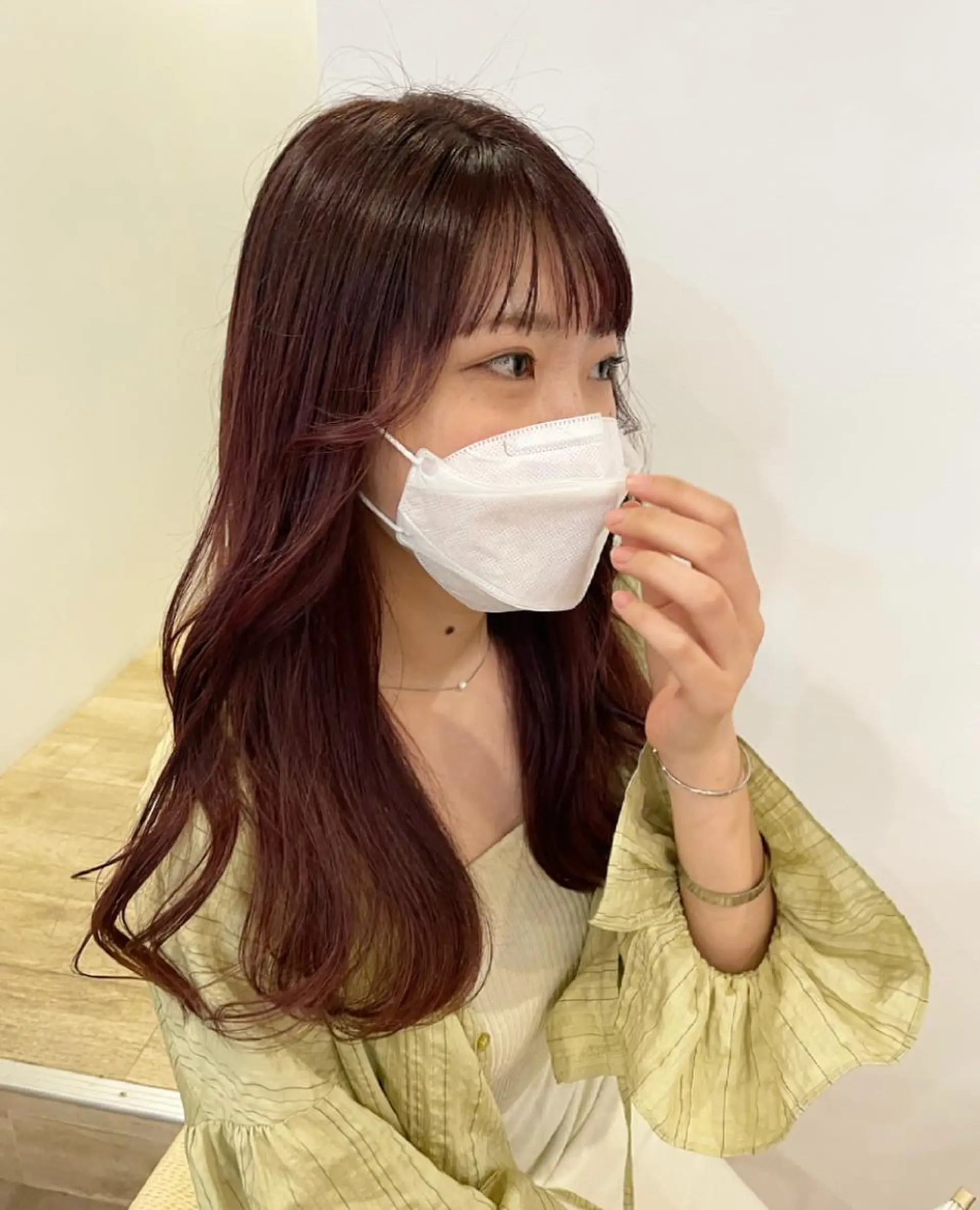 ロング カラー 佐藤 永夏のヘアスタイル