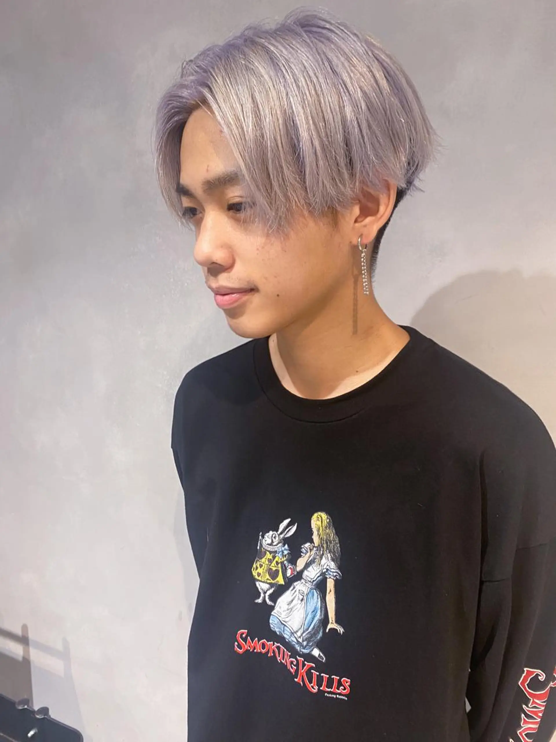 ミディアム カラー ヘアアレンジ メンズ ラベンダーカラー カット トリートメント #ブリーチカラー Akihoのヘアスタイル