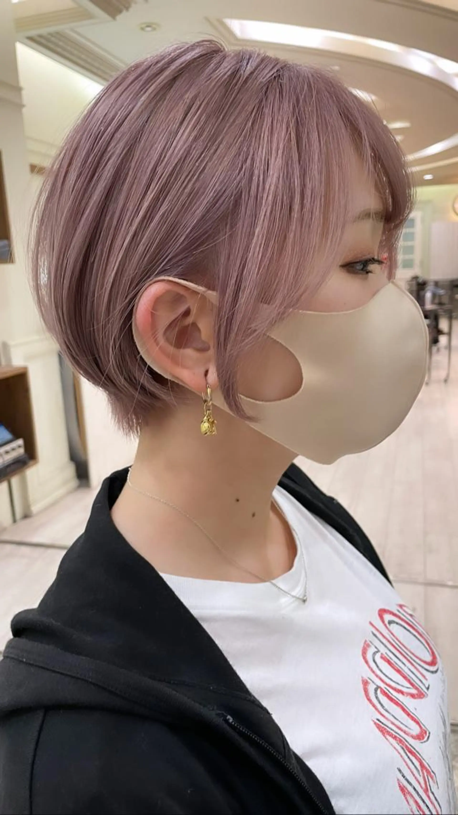 ショート カラー ブリーチ ピンクカラー カット ヘアカラー トリートメント 安田 蓮のヘアスタイル