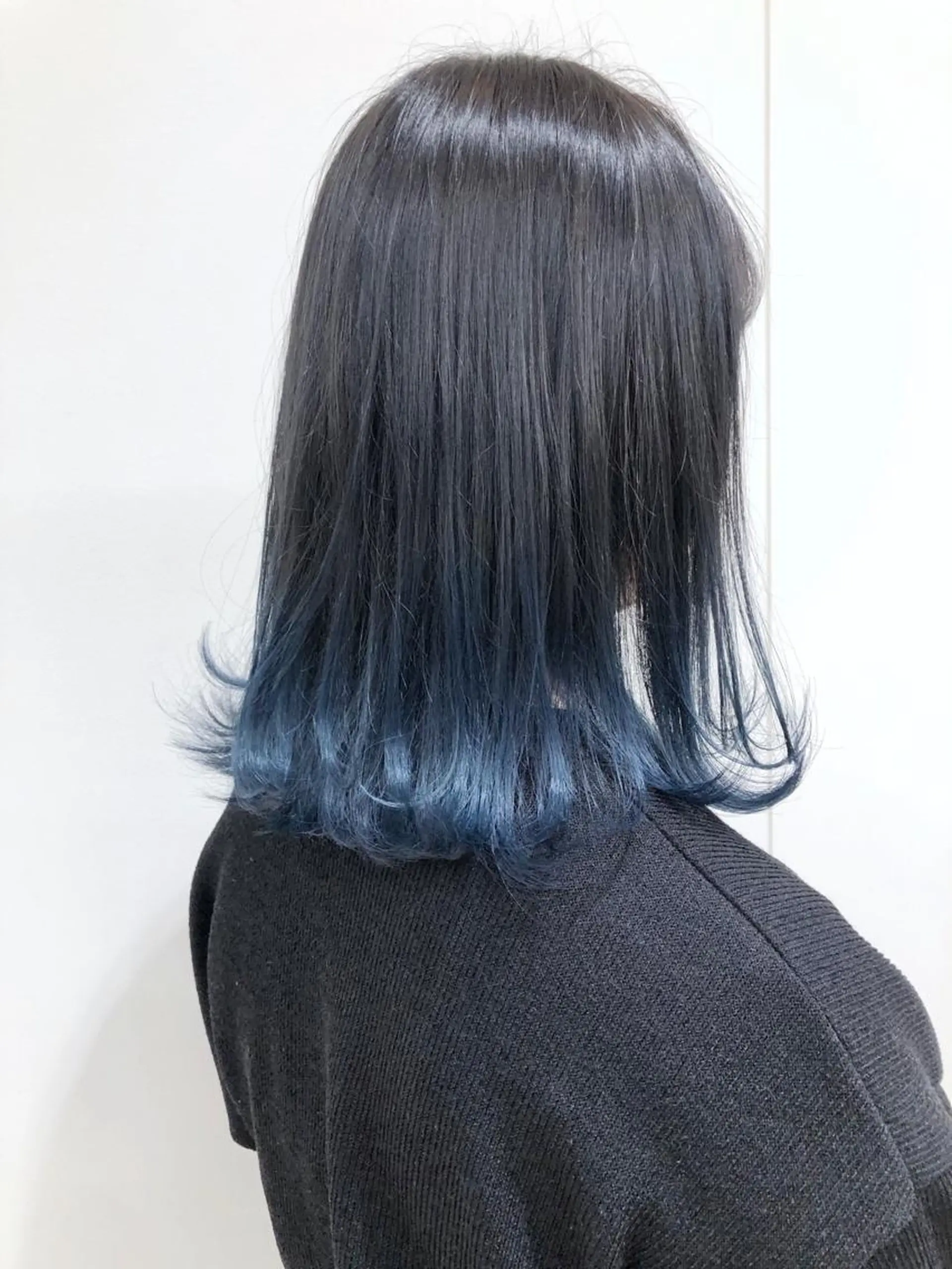 ミディアム ケアブリーチ 坪井佑樹のヘアスタイル