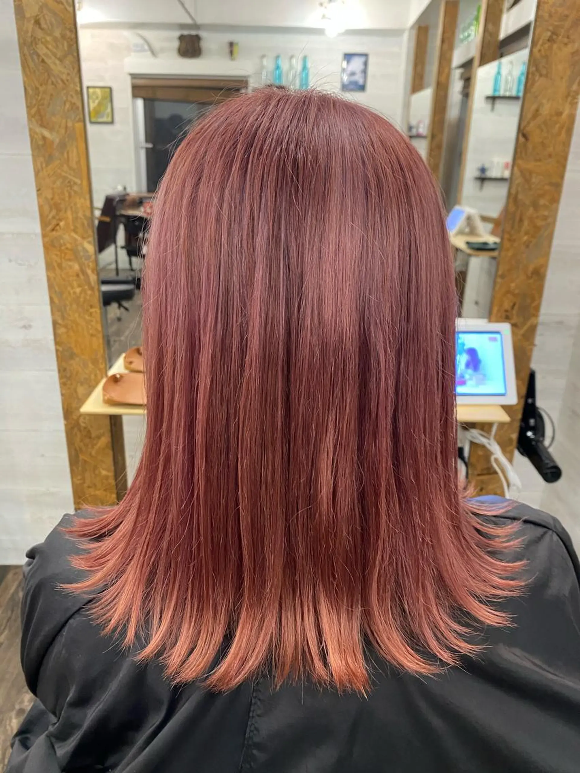 ミディアム ブリーチ毛対応酸性 ストレート🌈サキのヘアスタイル