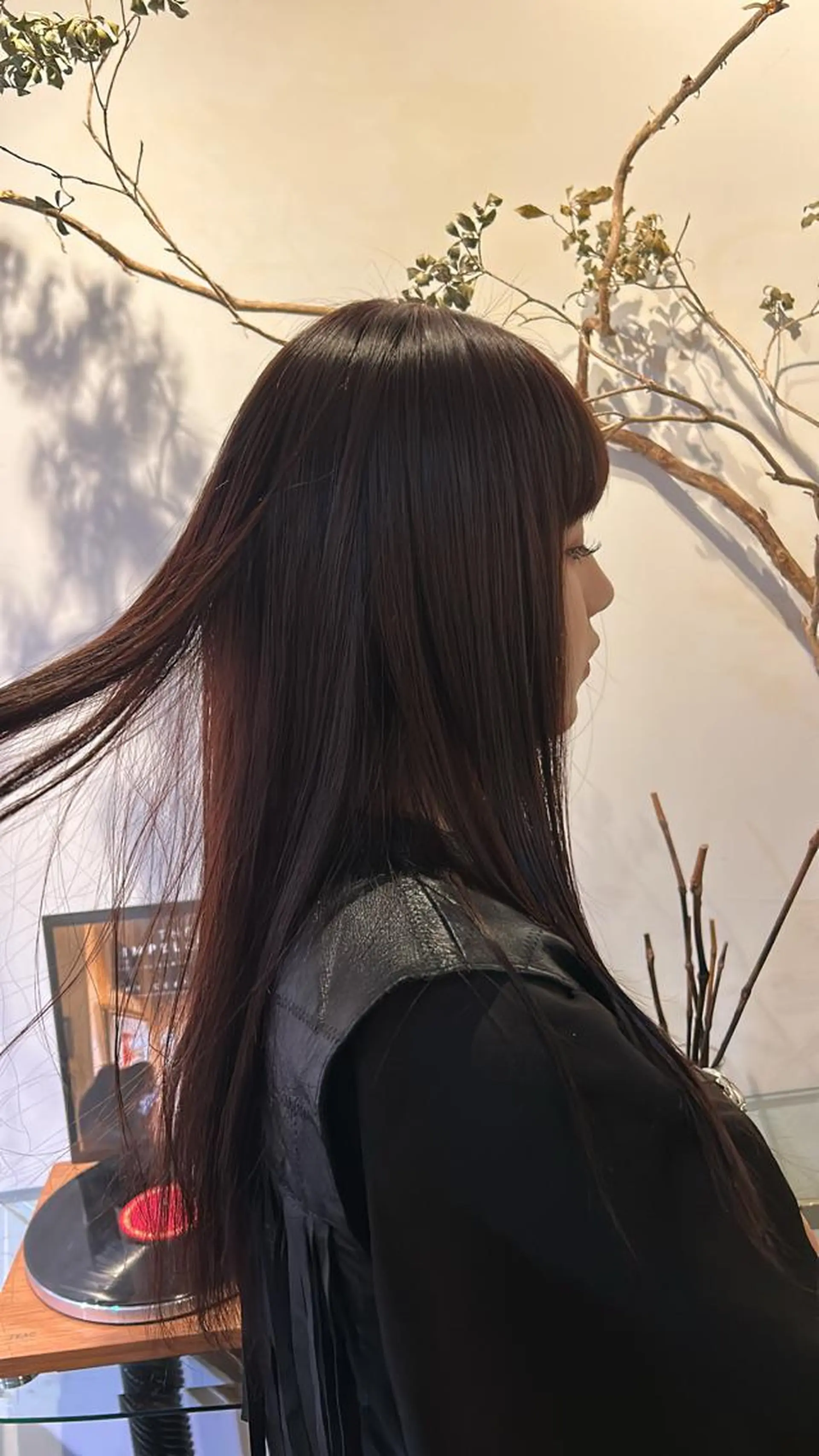 ロング はな SPURのヘアスタイル