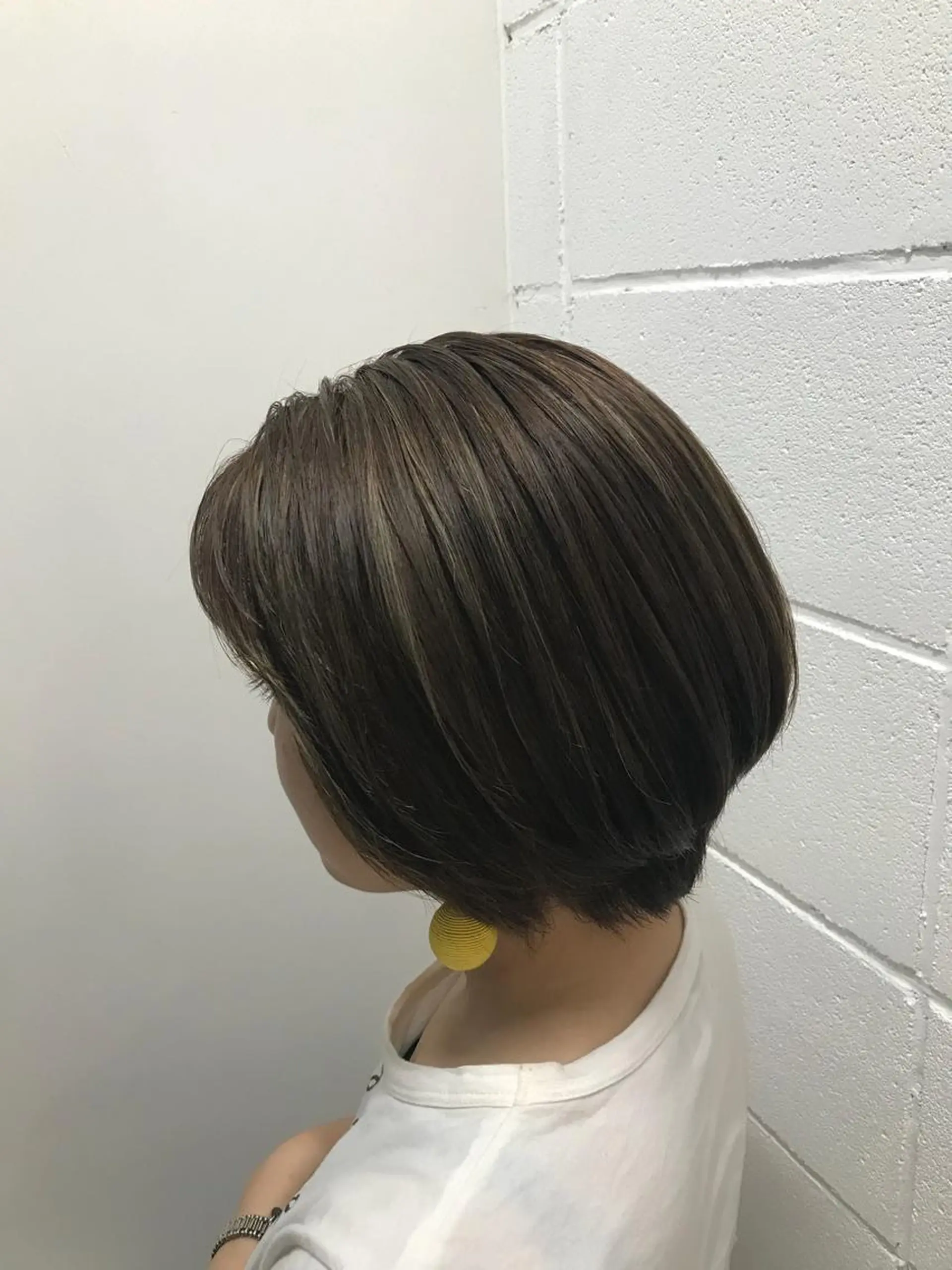 ショート カラー ベージュカラー ハイライトカラー ハイライト 特別モデル価格 タカシマイッセイのヘアスタイル