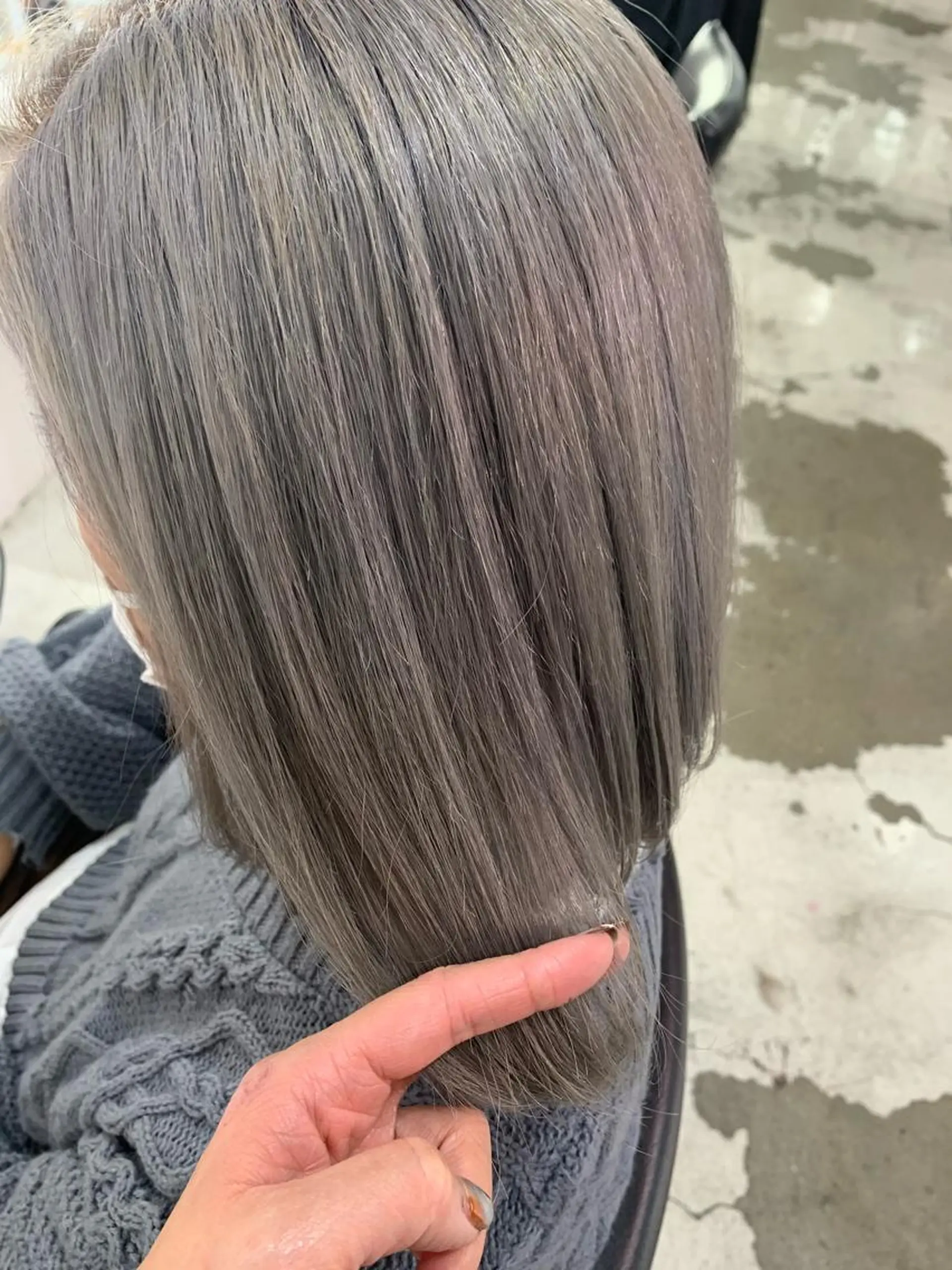 ミディアム カラー ヘアアレンジ ミディアムパーマ アディクシーカラー ベージュカラー グレージュ ハイライトカラー ヘアカラー トリートメント ヘッドスパ ヘアセット レイヤーカット/艶髪 🎀笠原 優花🎀のヘアスタイル