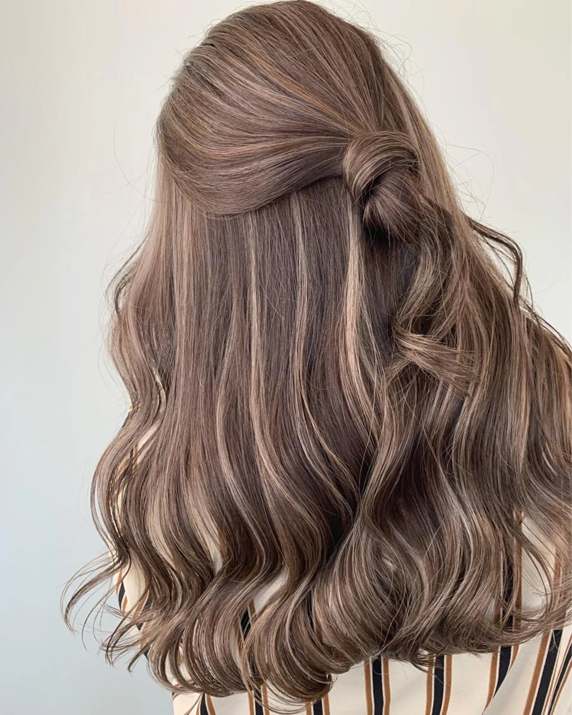 カラー 中川 来紀のヘアスタイル