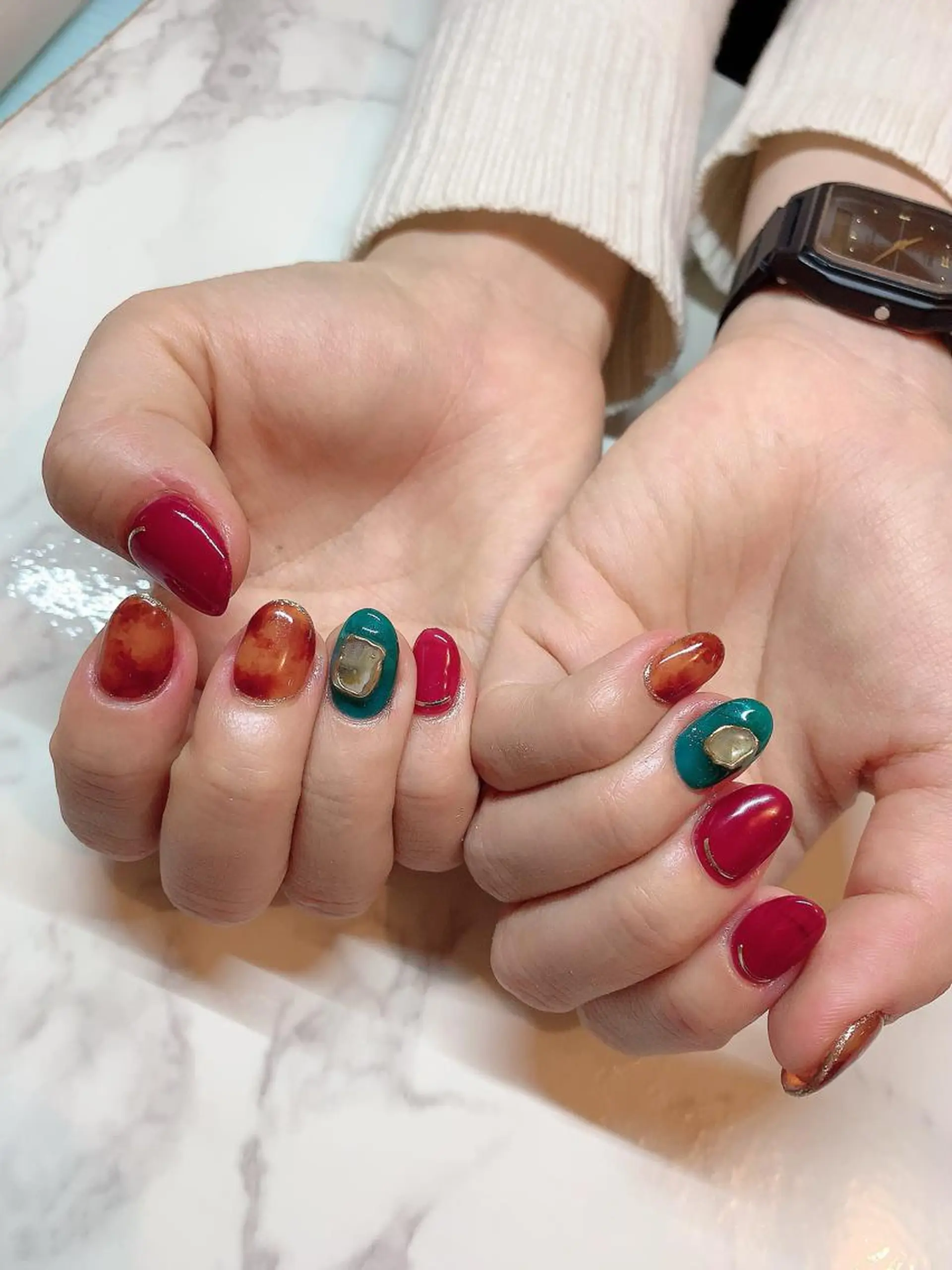 ネイル ネイルチップ atelier chic+のネイルデザイン