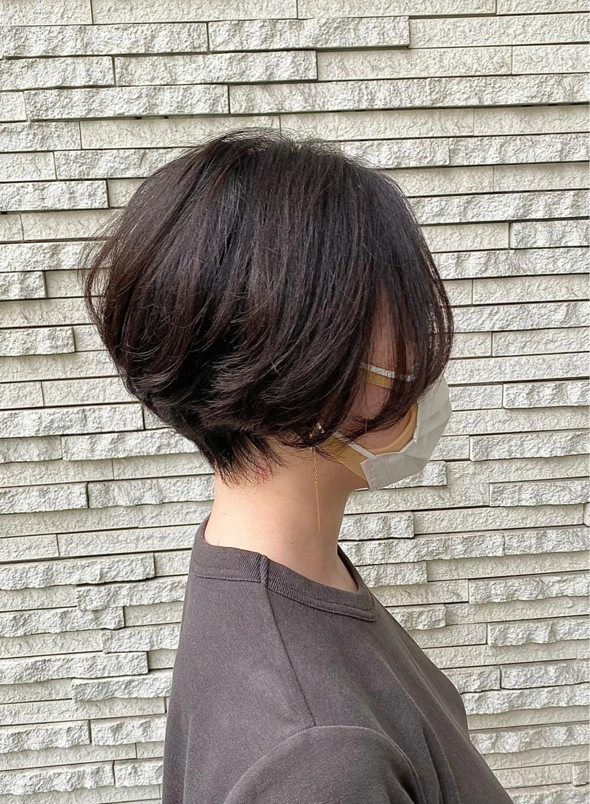 ショート 大形 誉のヘアスタイル