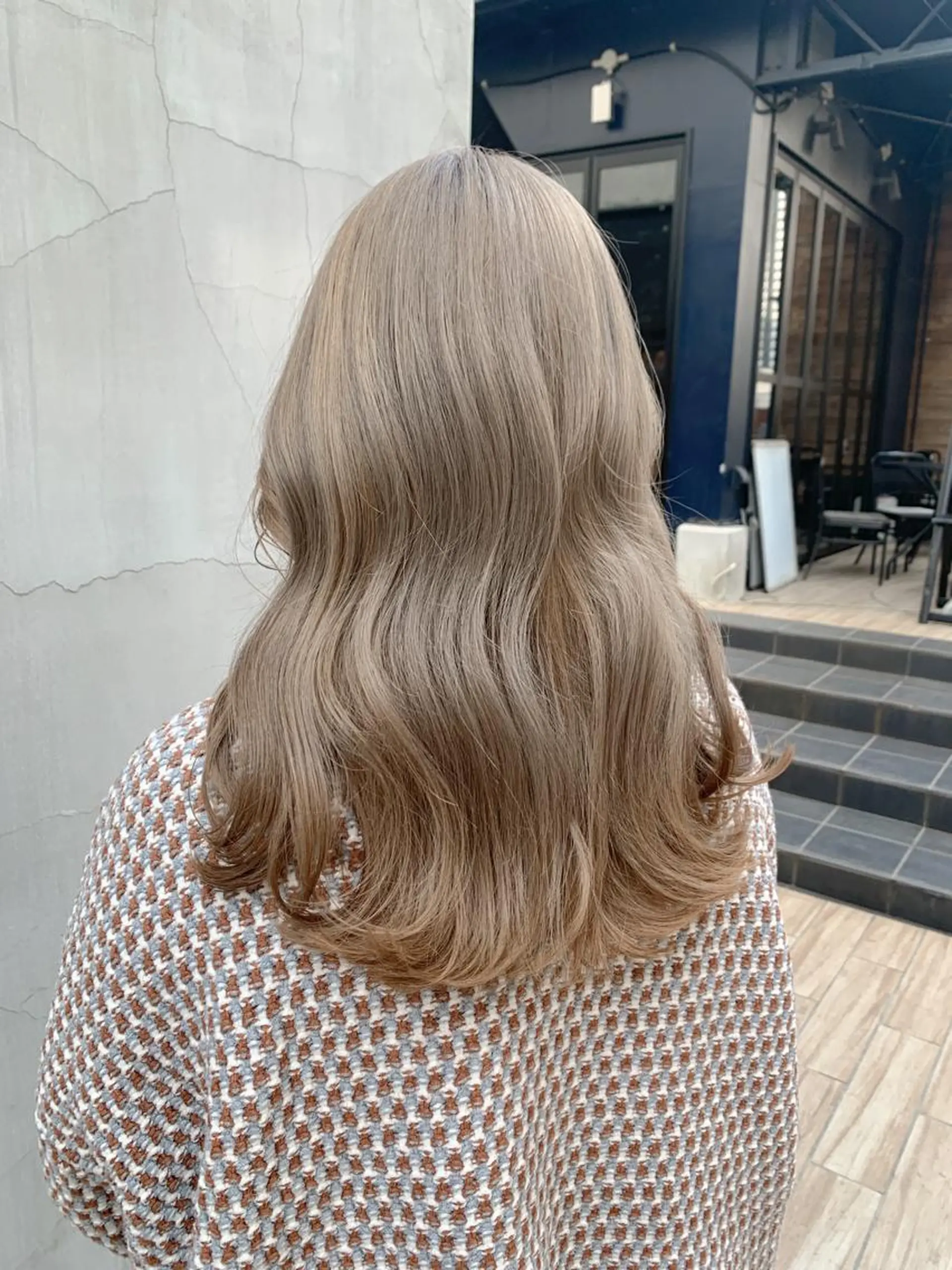 セミロング カラー ヘアアレンジ ブリーチ ヘアカラー トリートメント yuka .のヘアスタイル