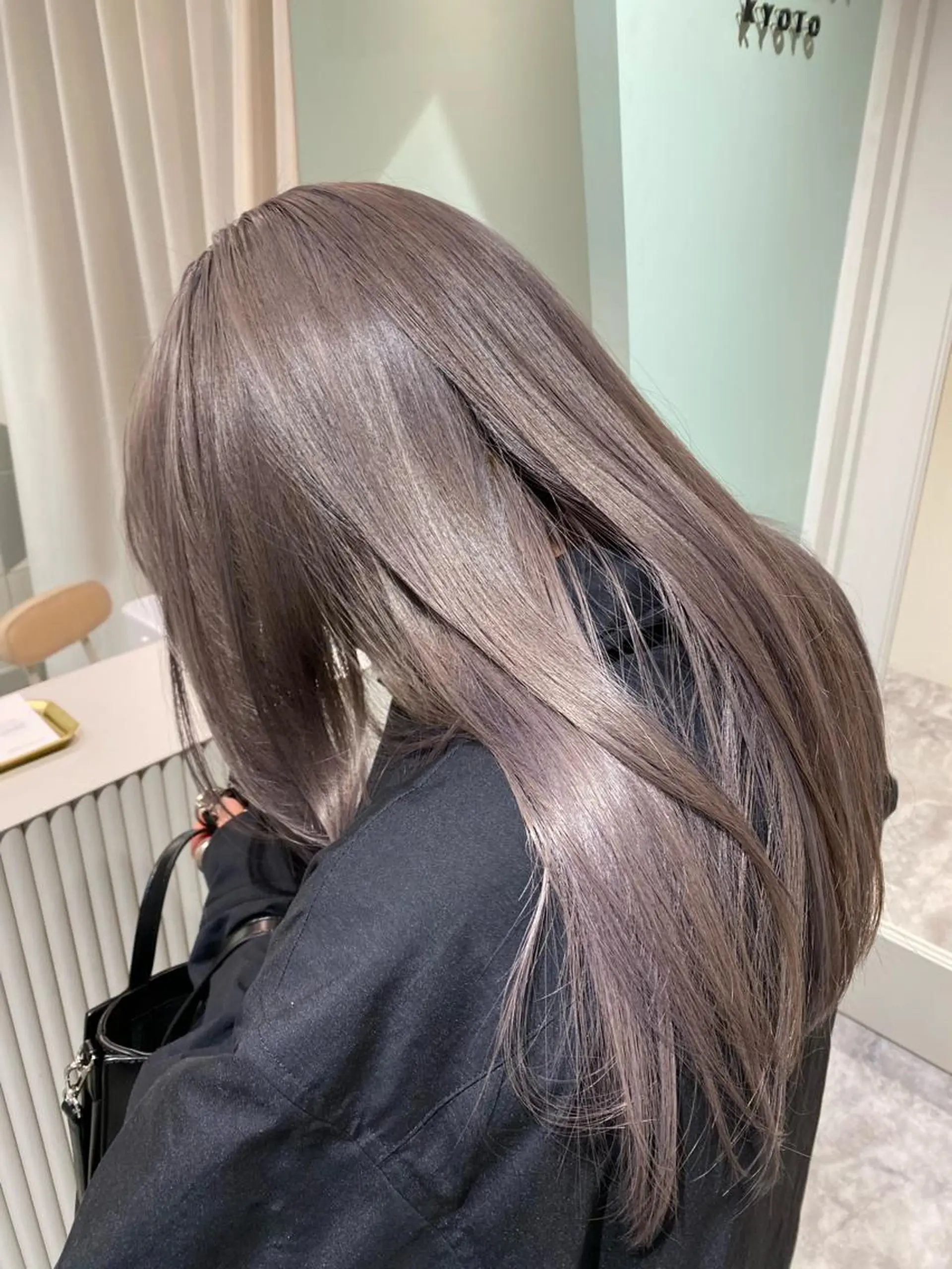 セミロング カラー ヘアカラー トリートメント LOVESTOIKE 堂本のヘアスタイル