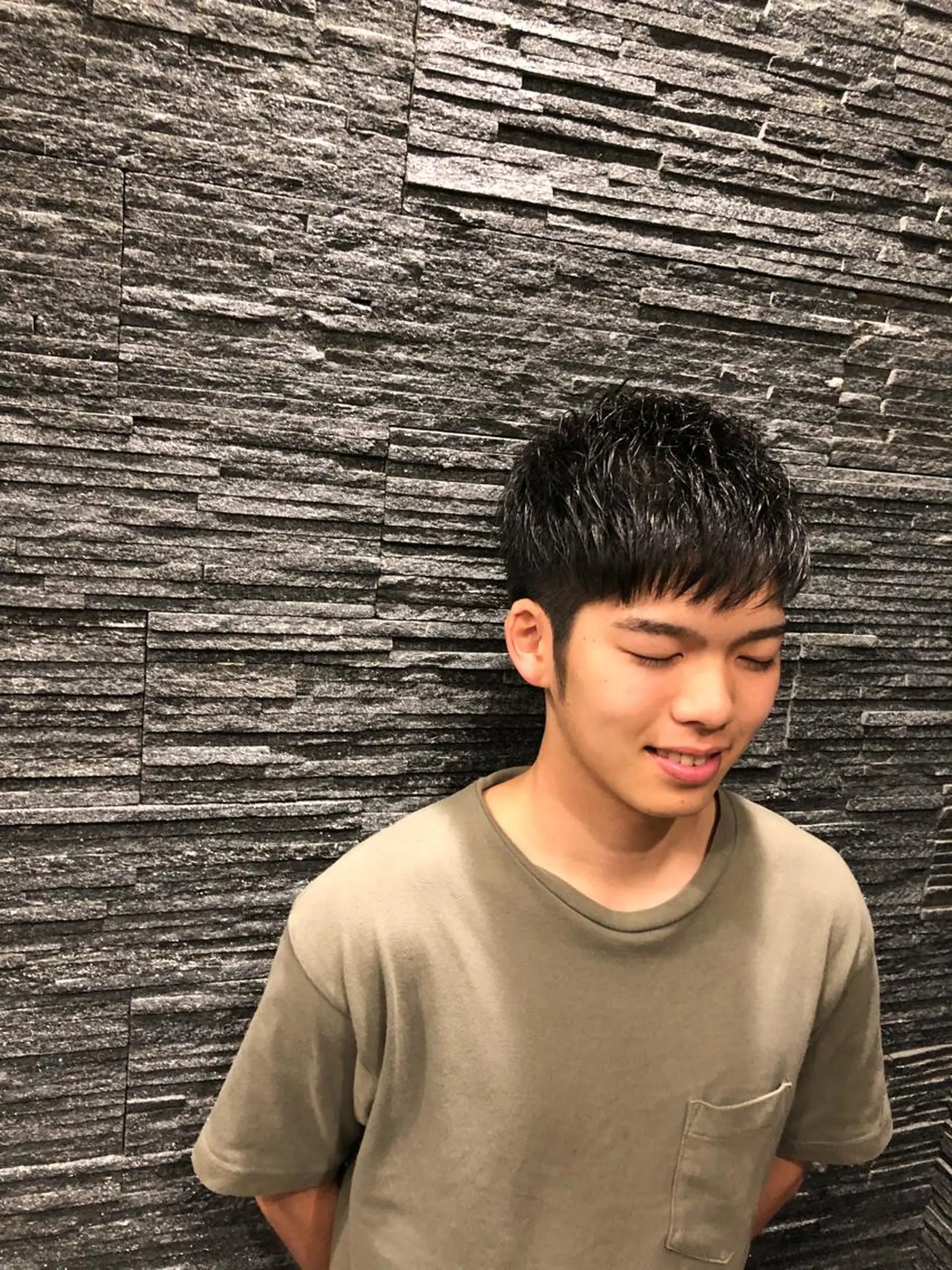 ミディアム Kenny ケニーのヘアスタイル
