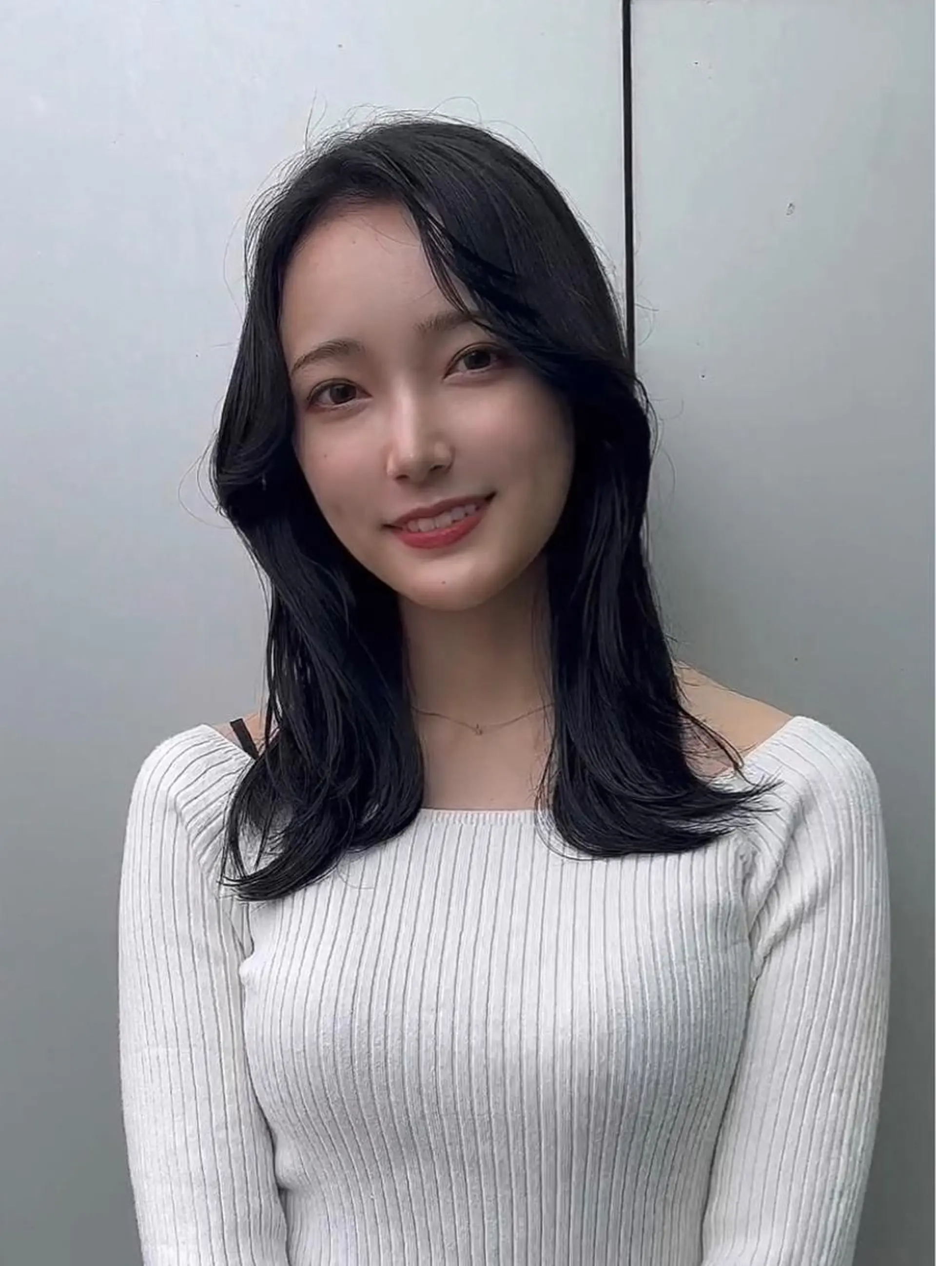 ミディアム カット ヘアカラー トリートメント 🌫️大人韓国ヘア 🌫️naoyaのヘアスタイル