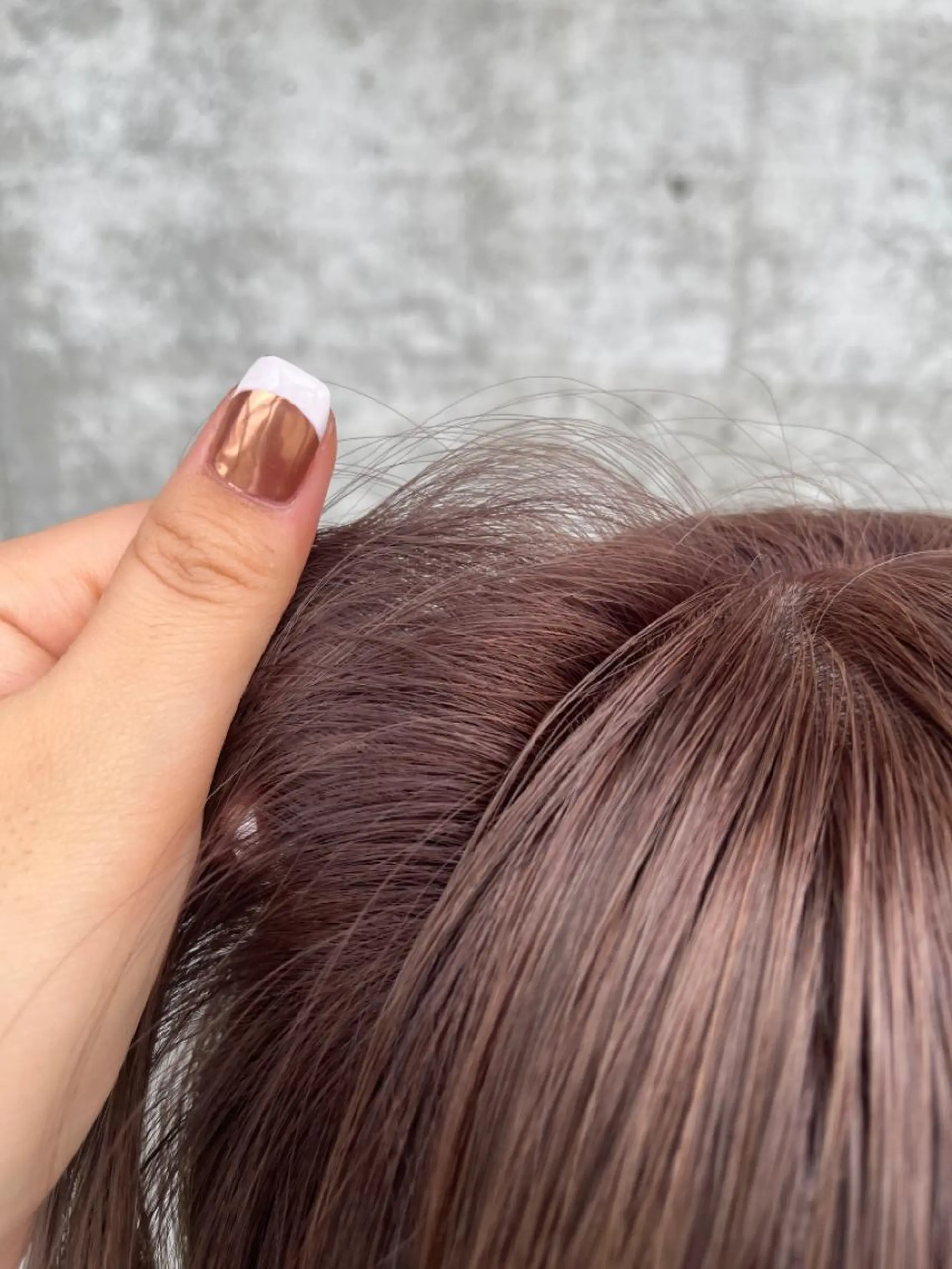 ミディアム alu yuinaのヘアスタイル