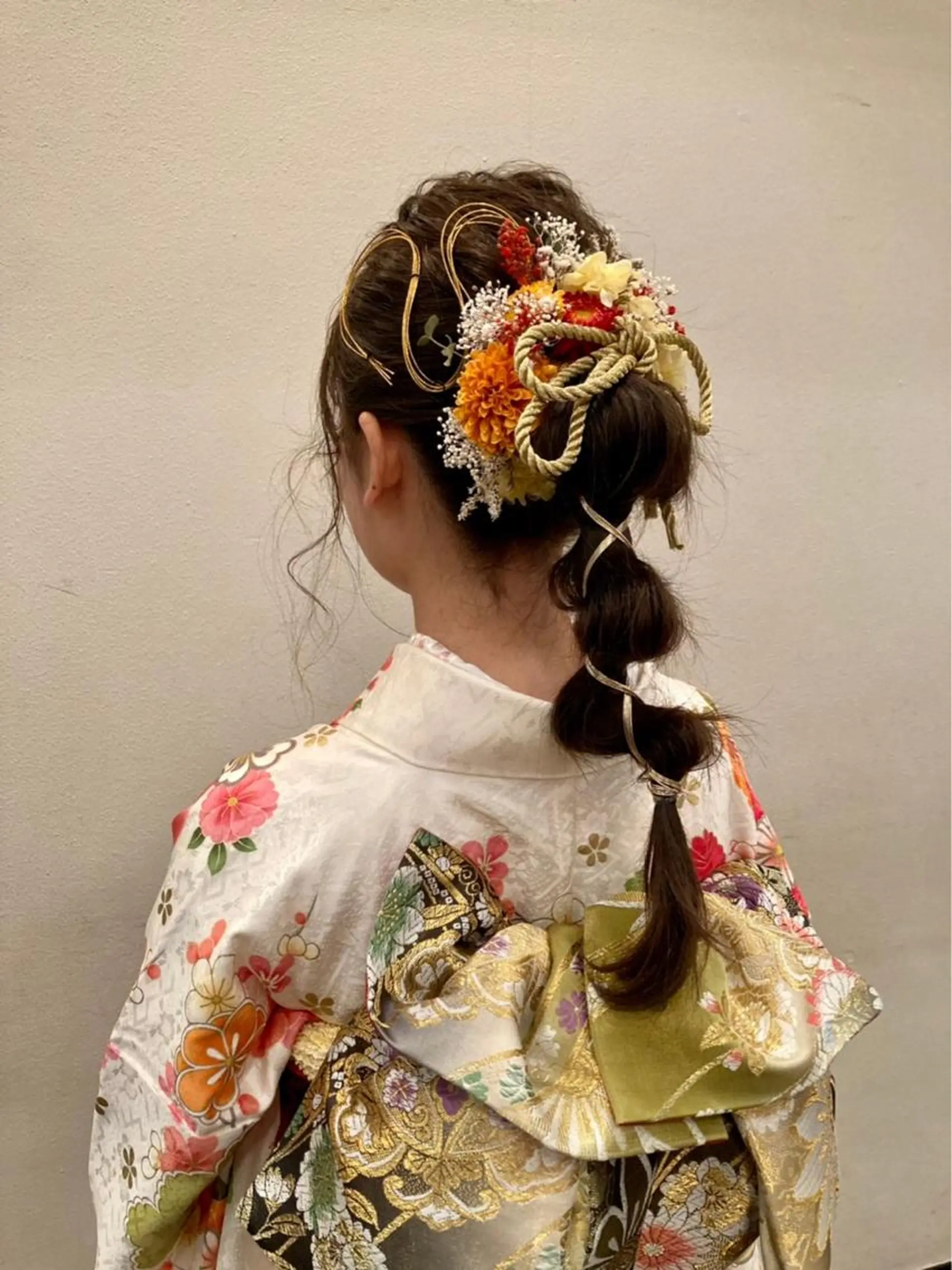 ロング ヘアアレンジ 鶴﨑 美優亜のヘアスタイル