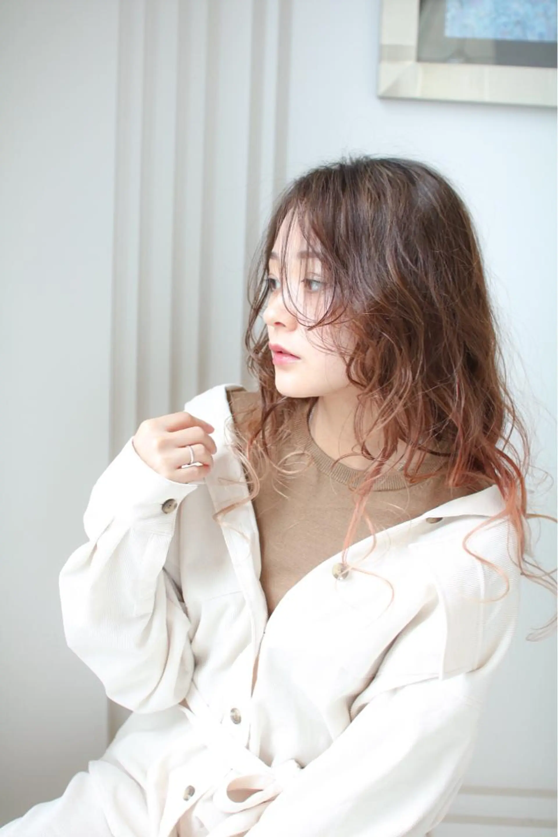 セミロング kyosuke 透明感カラーのヘアスタイル