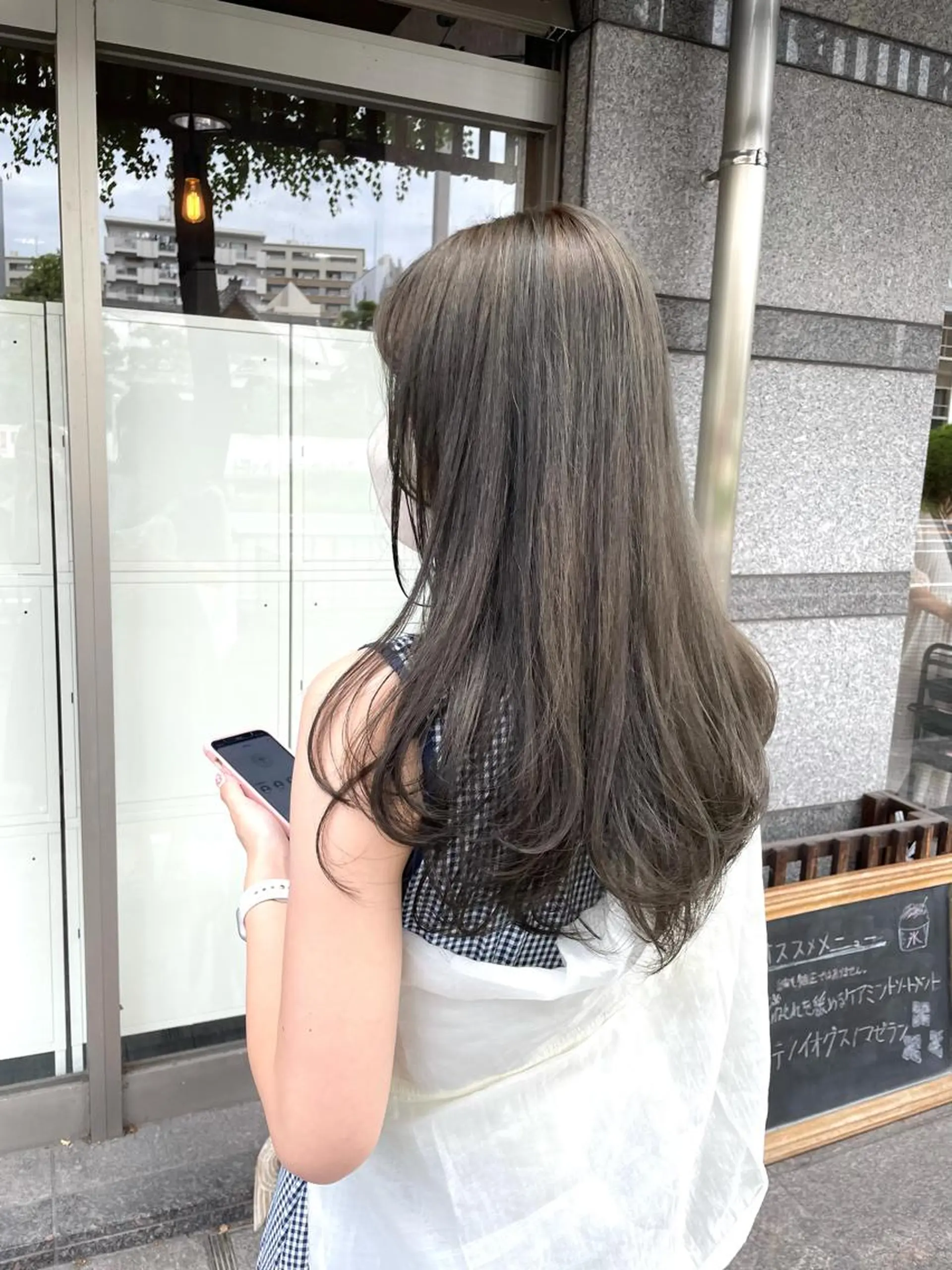 ロング カラー ブリーチ グレージュ 🫧ヒシダアキ taboo.i🫧のヘアスタイル