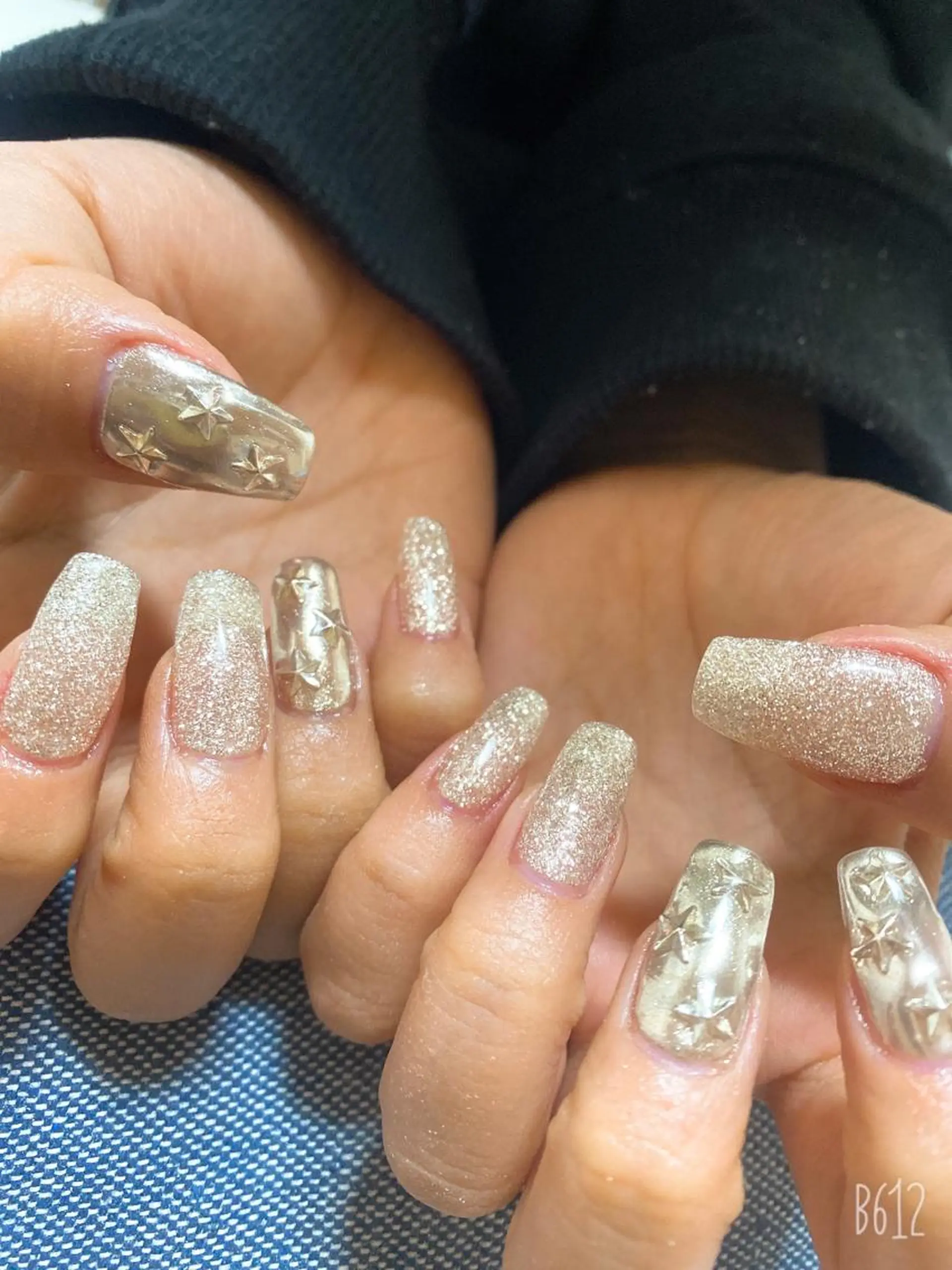 ネイル ミラーネイル シルバー 鶴橋wooone nail.rieのネイルデザイン