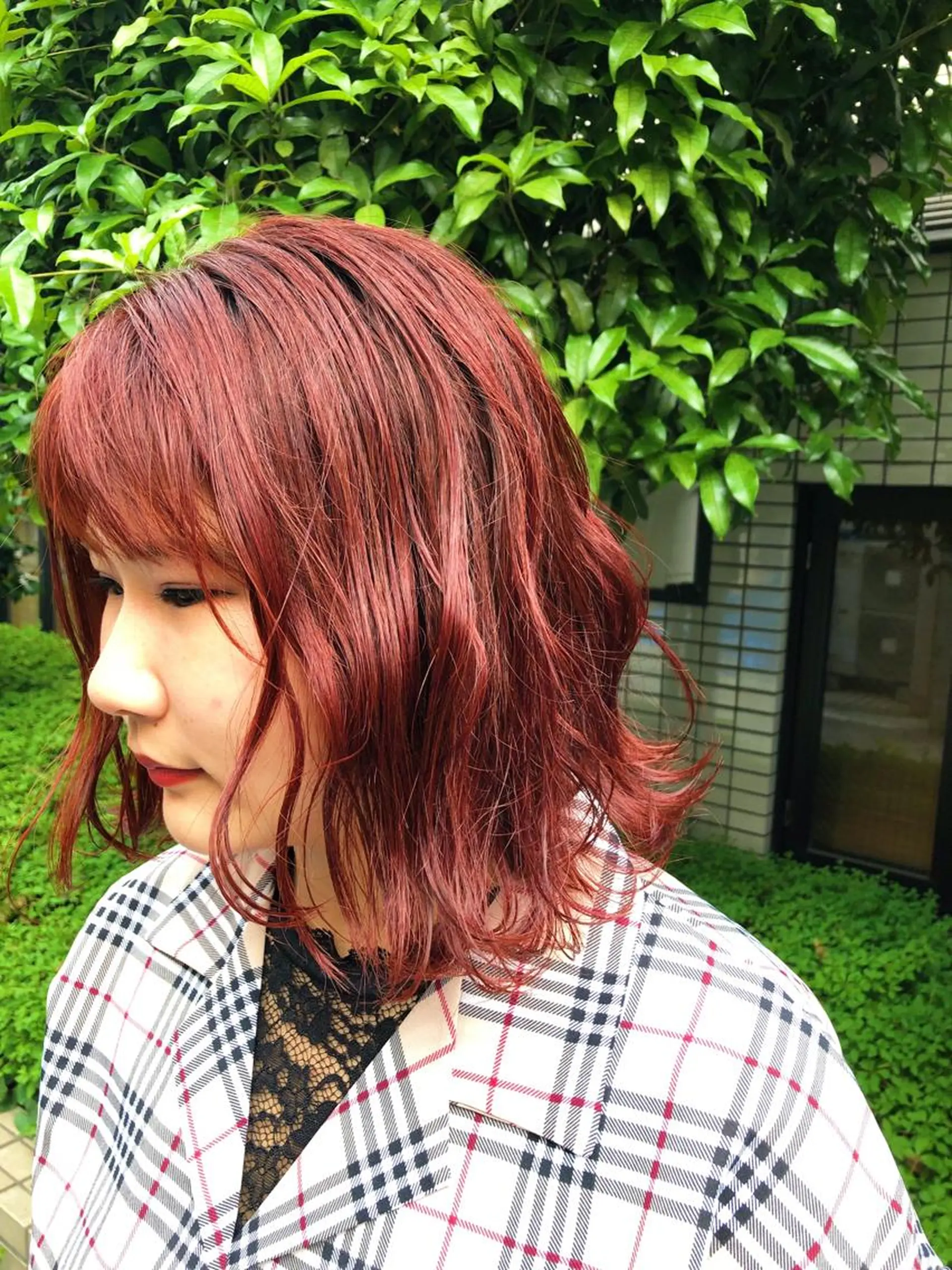 カラー レッドカラー 鈴木 孝治のヘアスタイル
