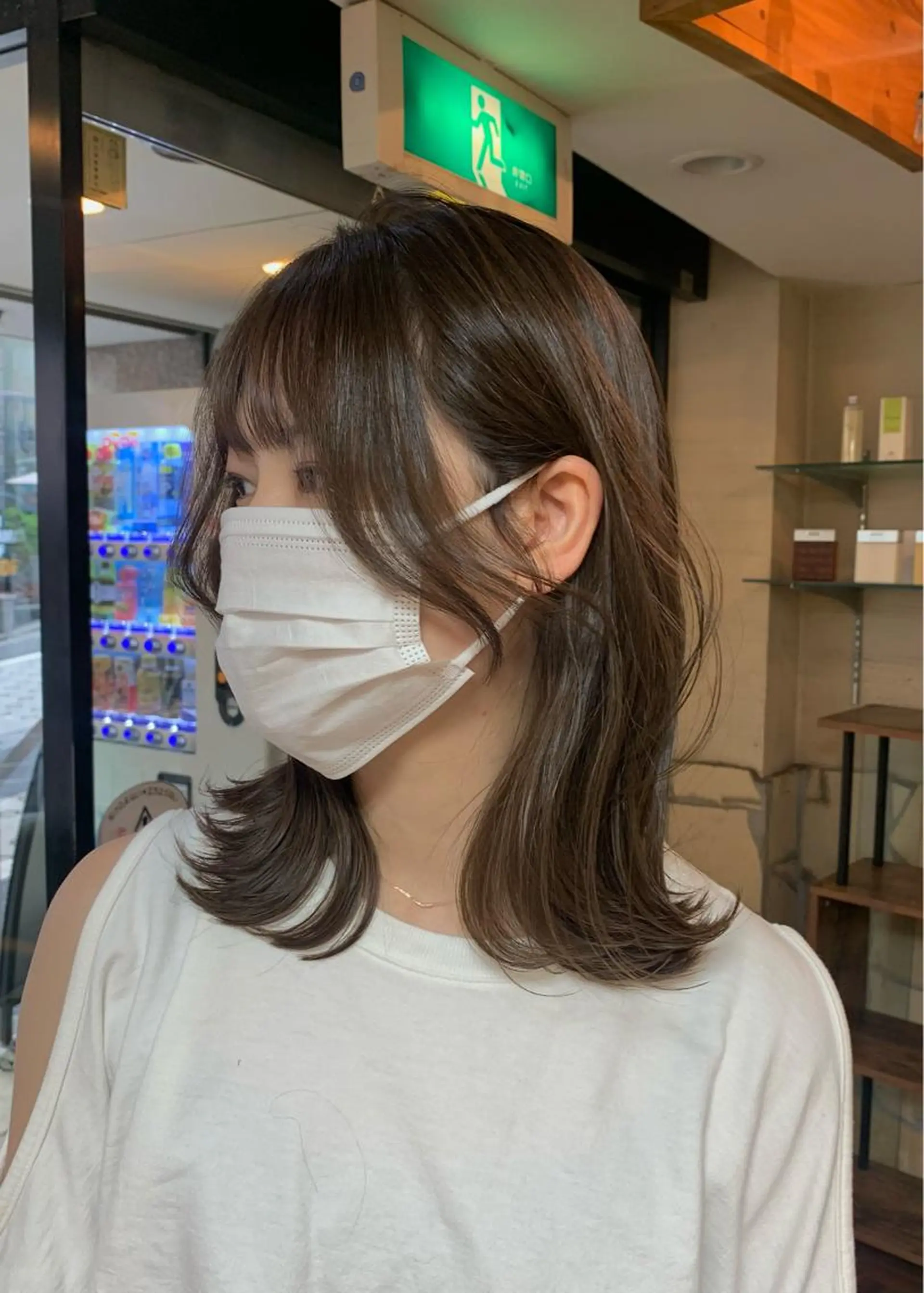 ミディアム カラー ベージュカラー ブリーチ ブリーチなしカラー 顔周りカット 矢野 晃平のヘアスタイル