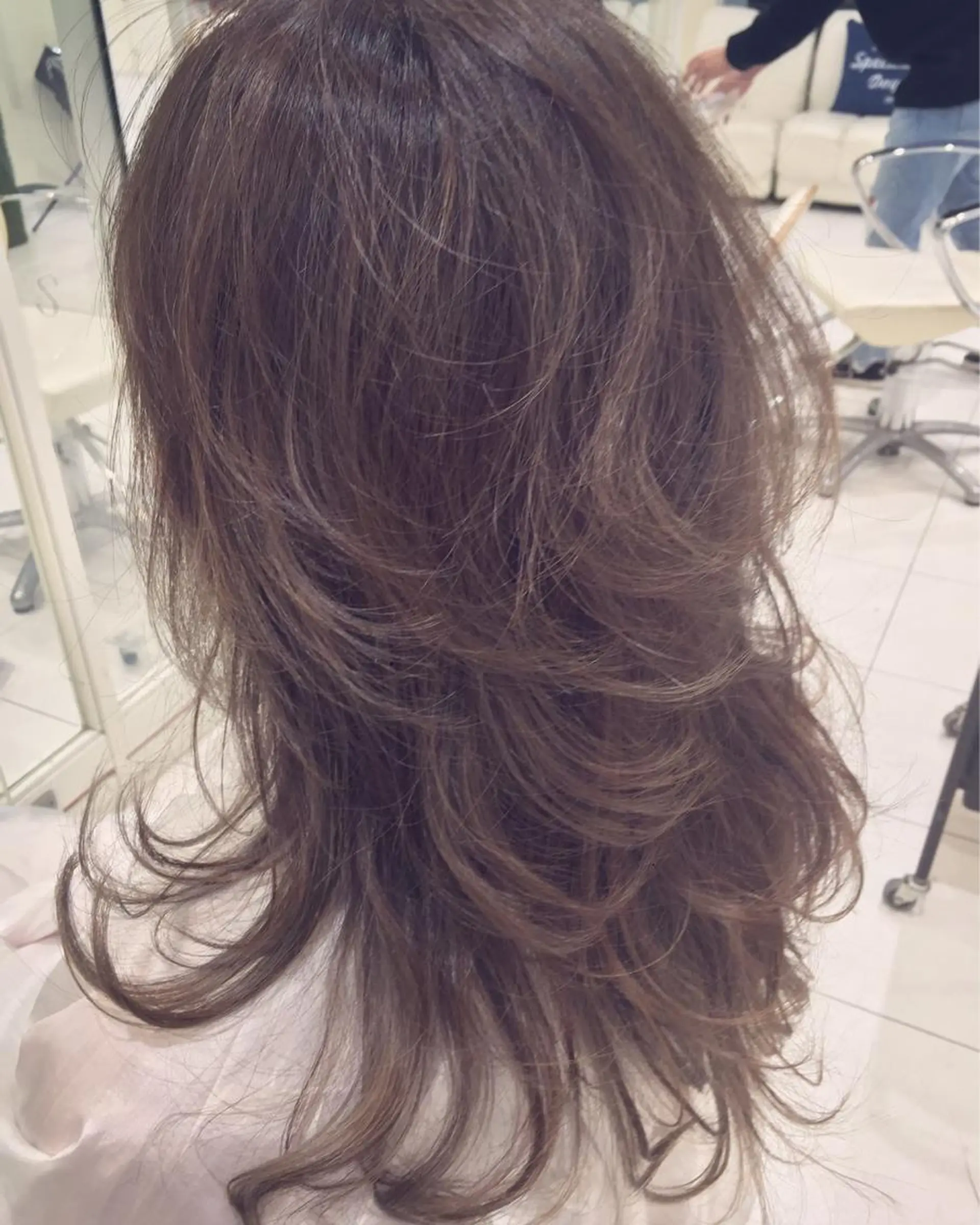 セミロング カラー パーマ カット ヘアカラー トリートメント 天王寺区🌟大好評バ ッサリ◎美髪改善矯正のヘアスタイル
