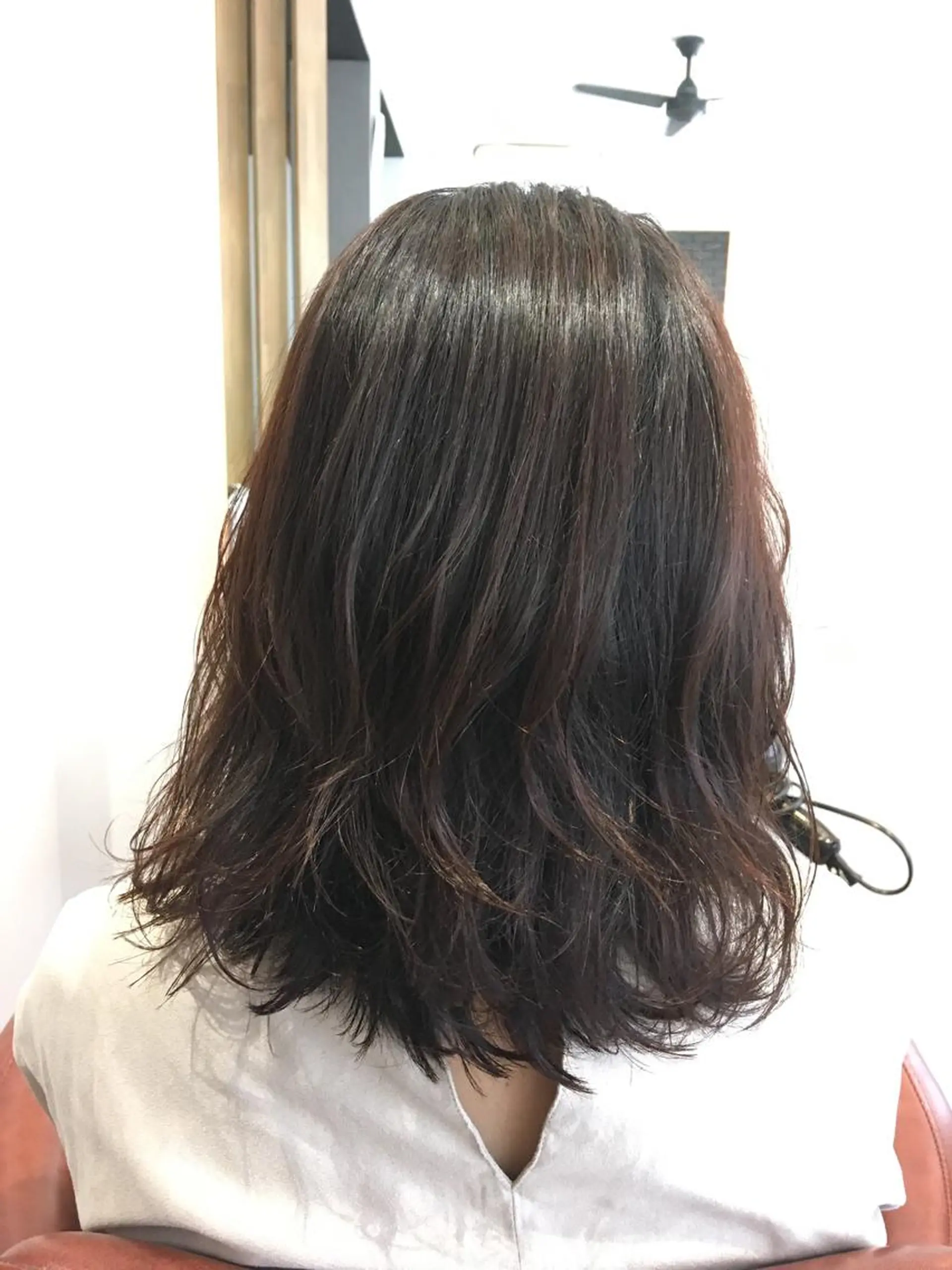 セミロング カラー レイヤーカット コンドウ サラのヘアスタイル
