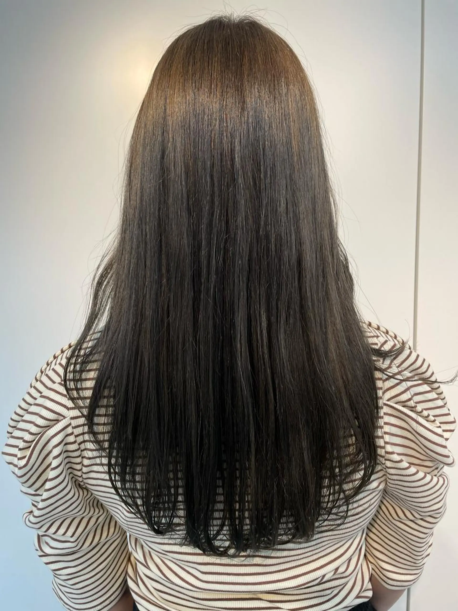 ロング カラー 🐬脱白髪染めカラー 清水大世🐬のヘアスタイル