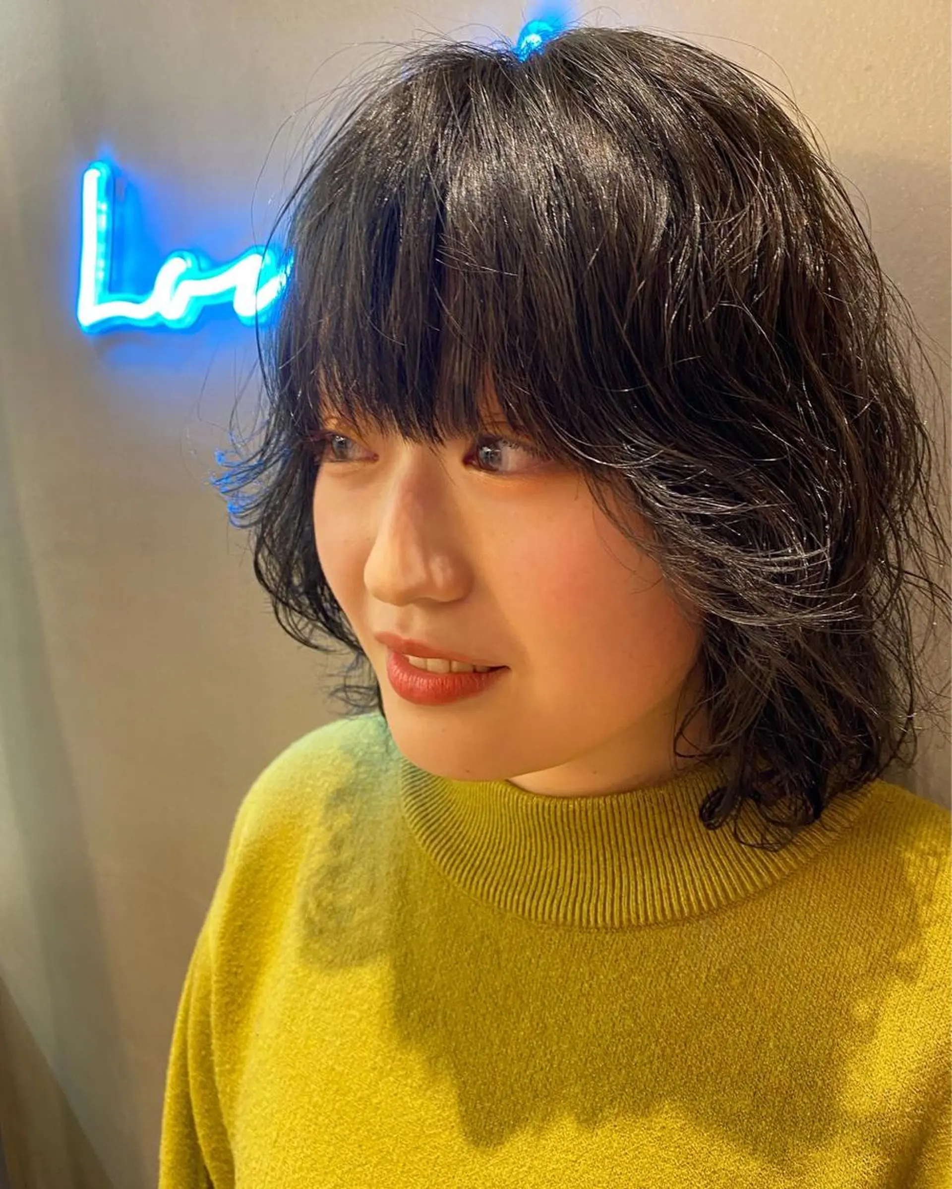 ミディアム カラー 顔周り/ブリーチなし /縮毛矯正🫧伊勢のヘアスタイル