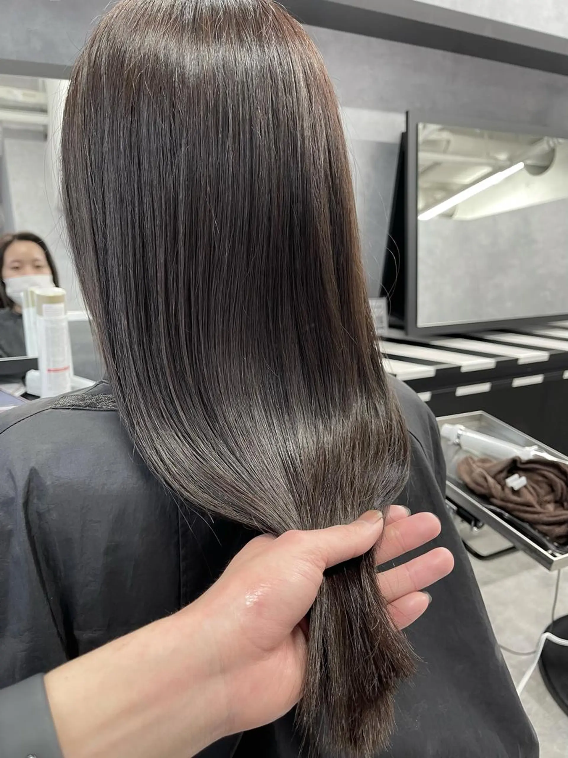 ロング カラー 髪質改善 トリートメント 酸熱トリートメント カット ヘアカラー トリートメント 福西 洋斗のヘアスタイル