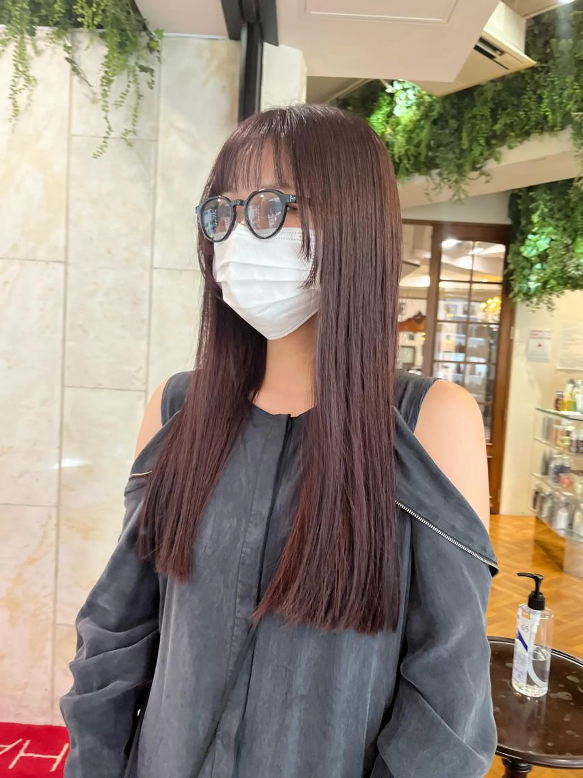 ロング カット ヘアカラー トリートメント ボブ顔周り 韓国遠藤小雪のヘアスタイル