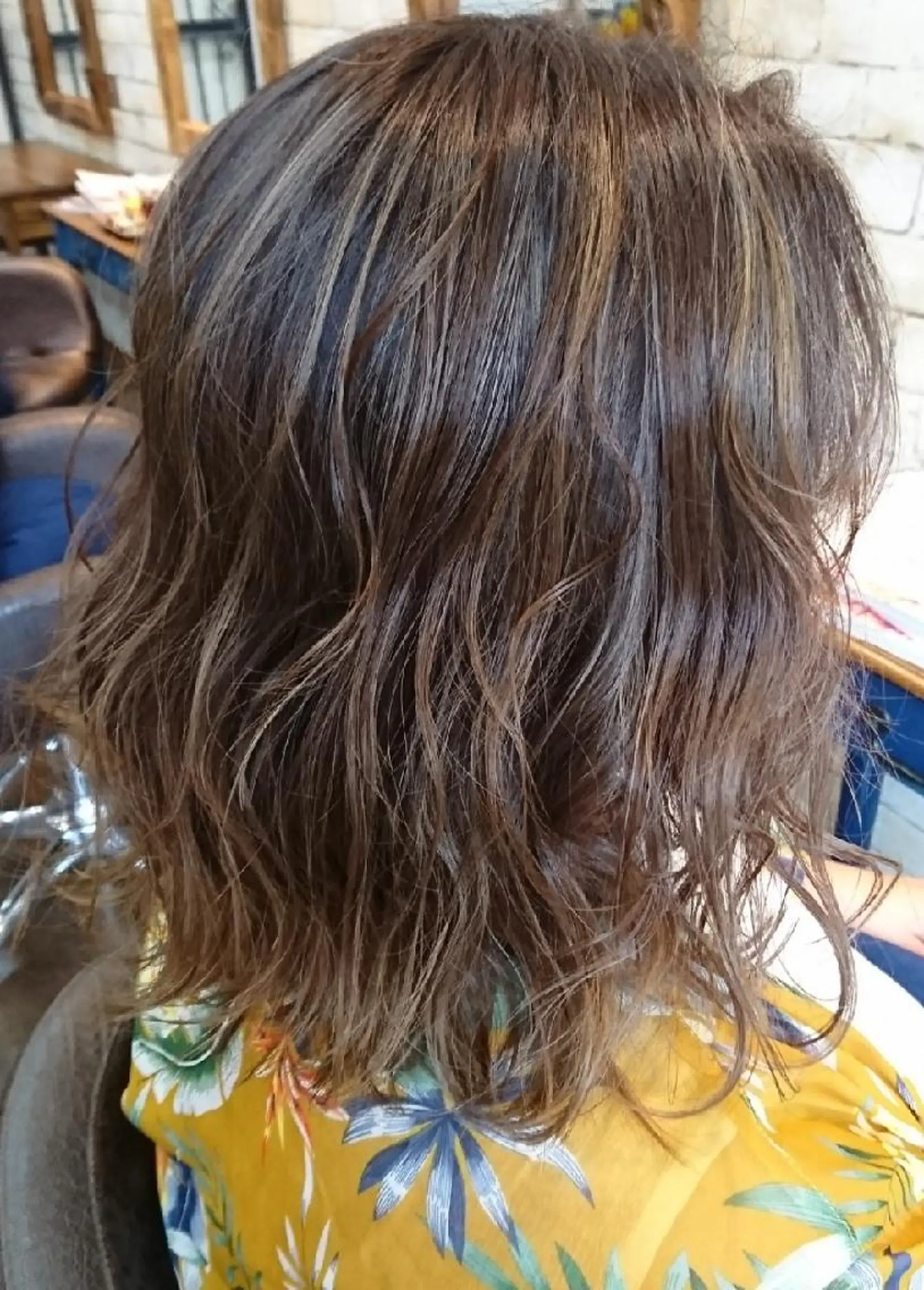 ミディアム カラー パーマ ヘアアレンジ メンズ メンズハイライト グラデーションカラー ハイライトカラー ハイライト まとまり💯悩み改善 ★松本尚弥★店長のヘアスタイル