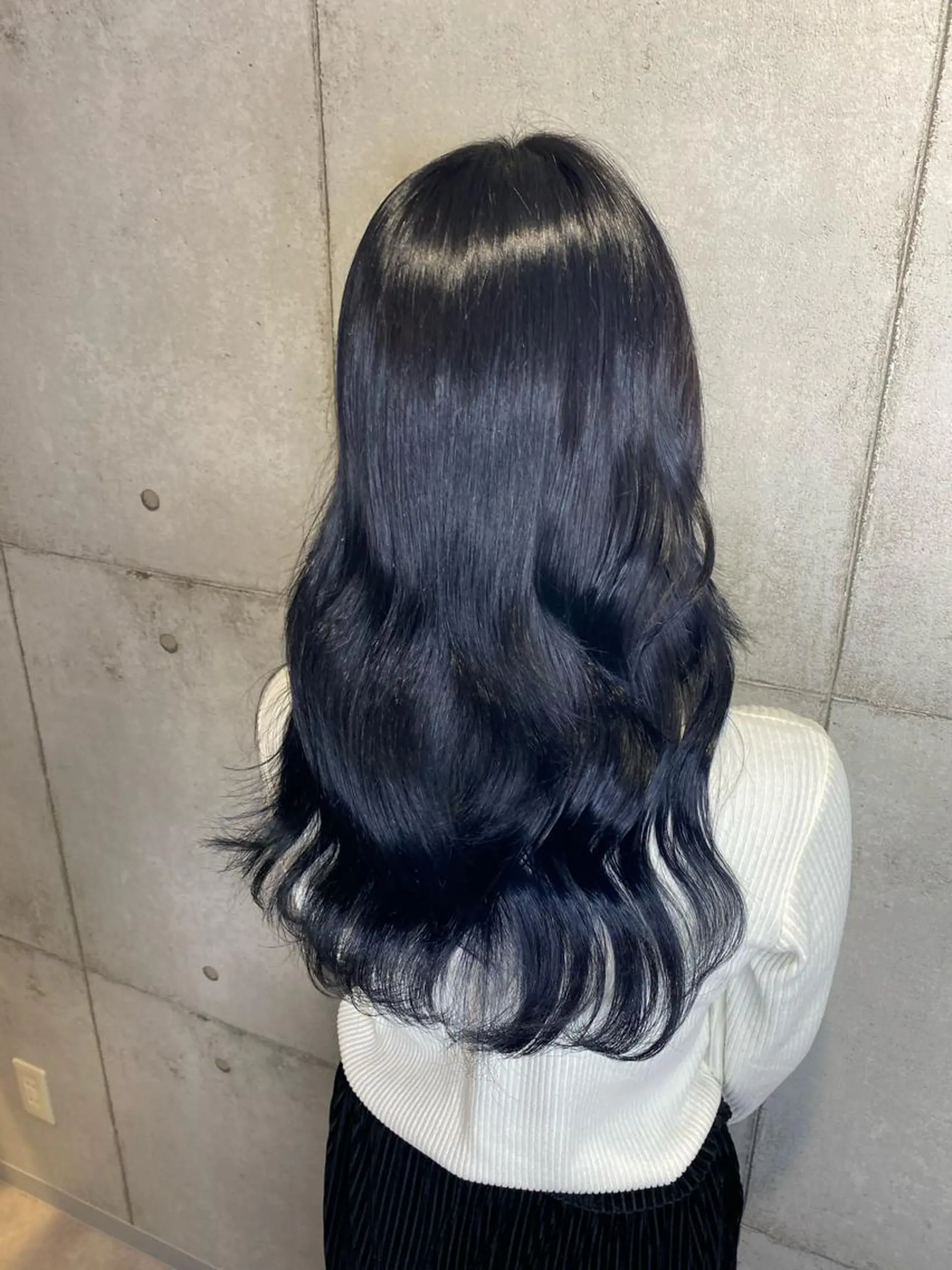 ロング カラー newi赤羽 HINATAのヘアスタイル