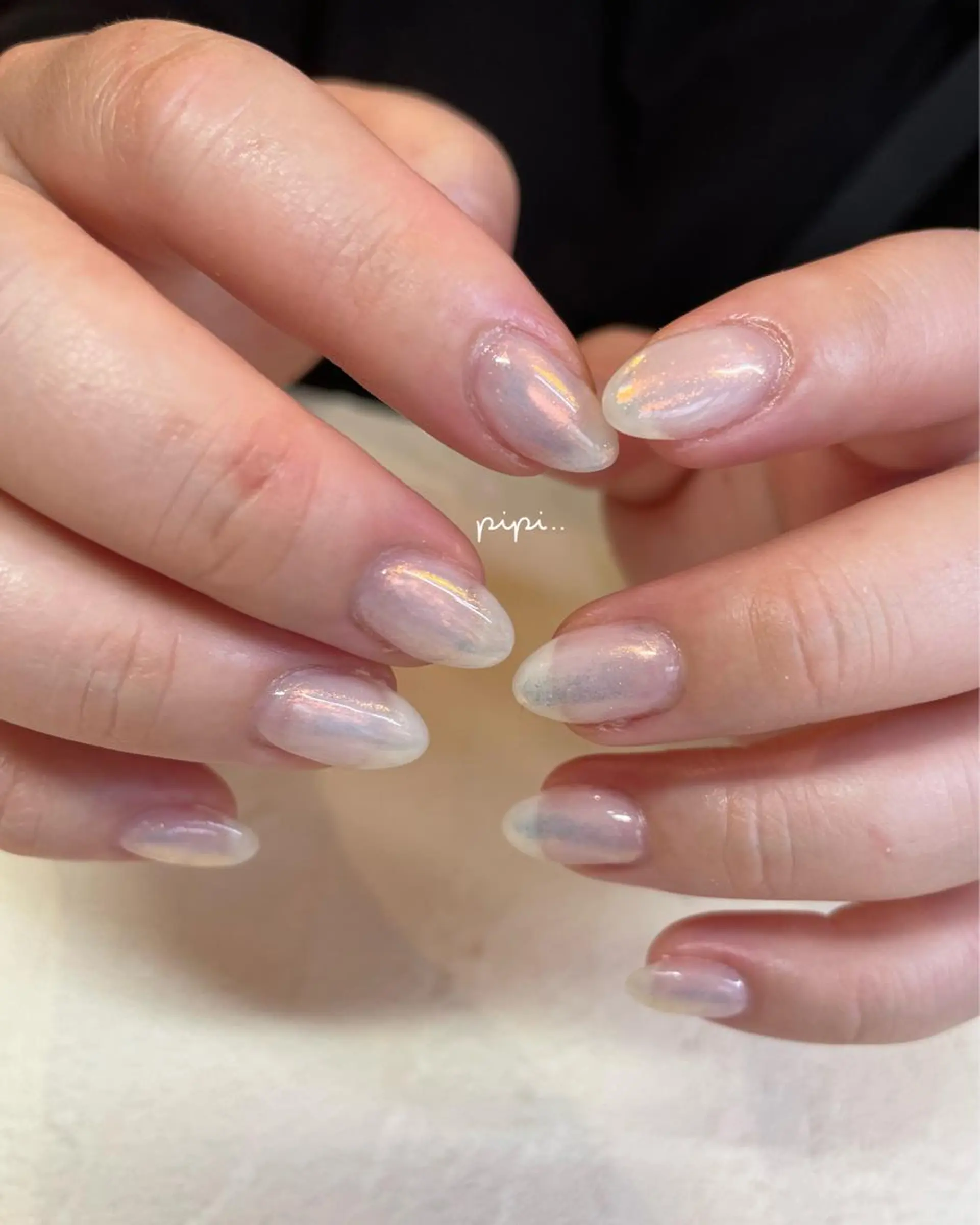 ミディアム ネイル オーロラネイル ミラーネイル pipi ..のネイルデザイン