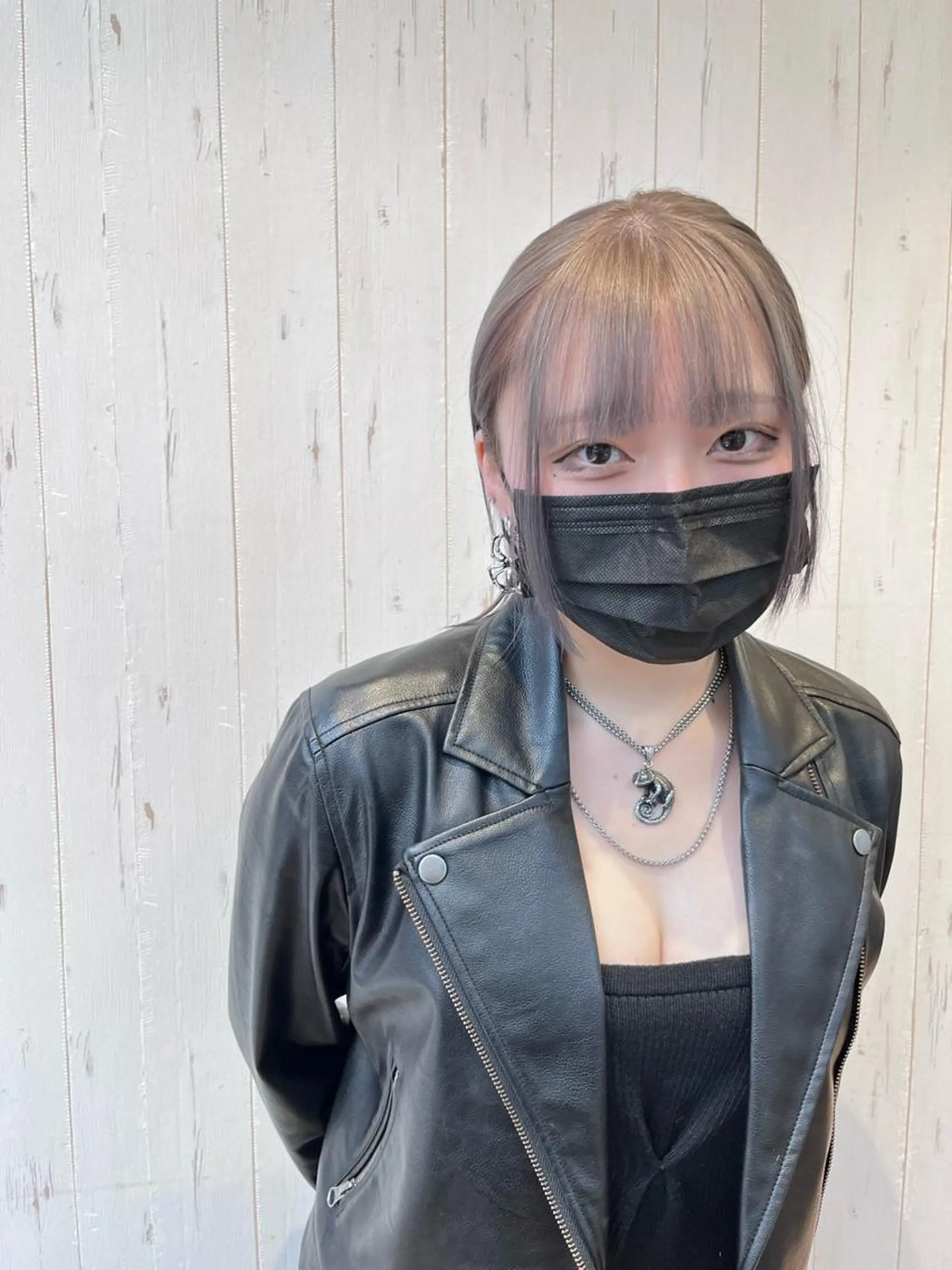 ミディアム カラー グレージュ dogstar小林諒 パーマ/レイヤーのヘアスタイル