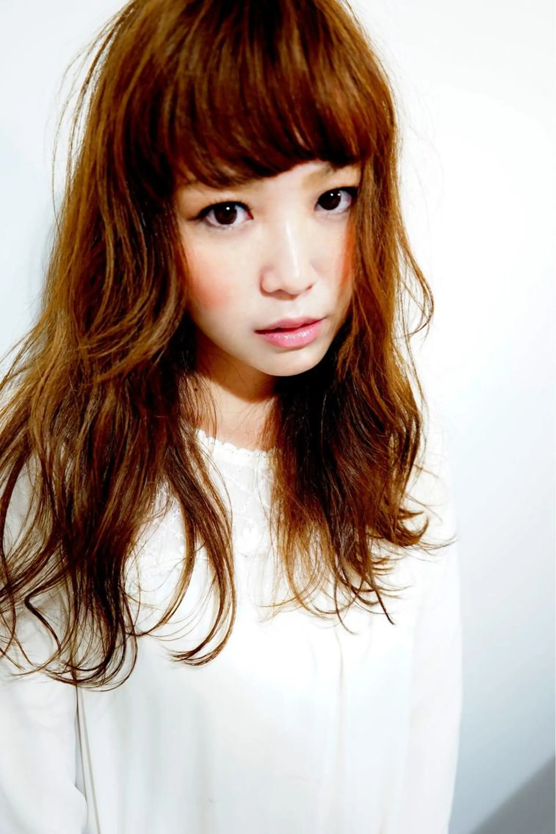 セミロング カラー 小谷 未歩のヘアスタイル